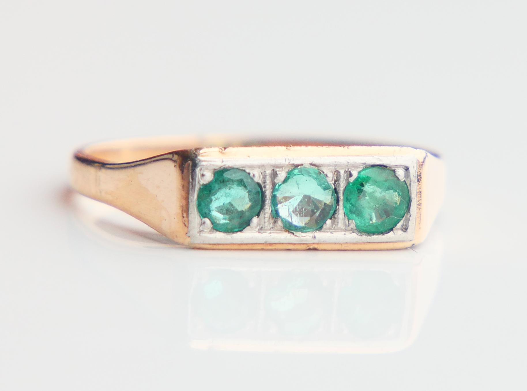 Bague ancienne naturelle 0.45ctw Emeraudes massif 14K Or Ø US 5.75 / 1.6 gr en vente 1