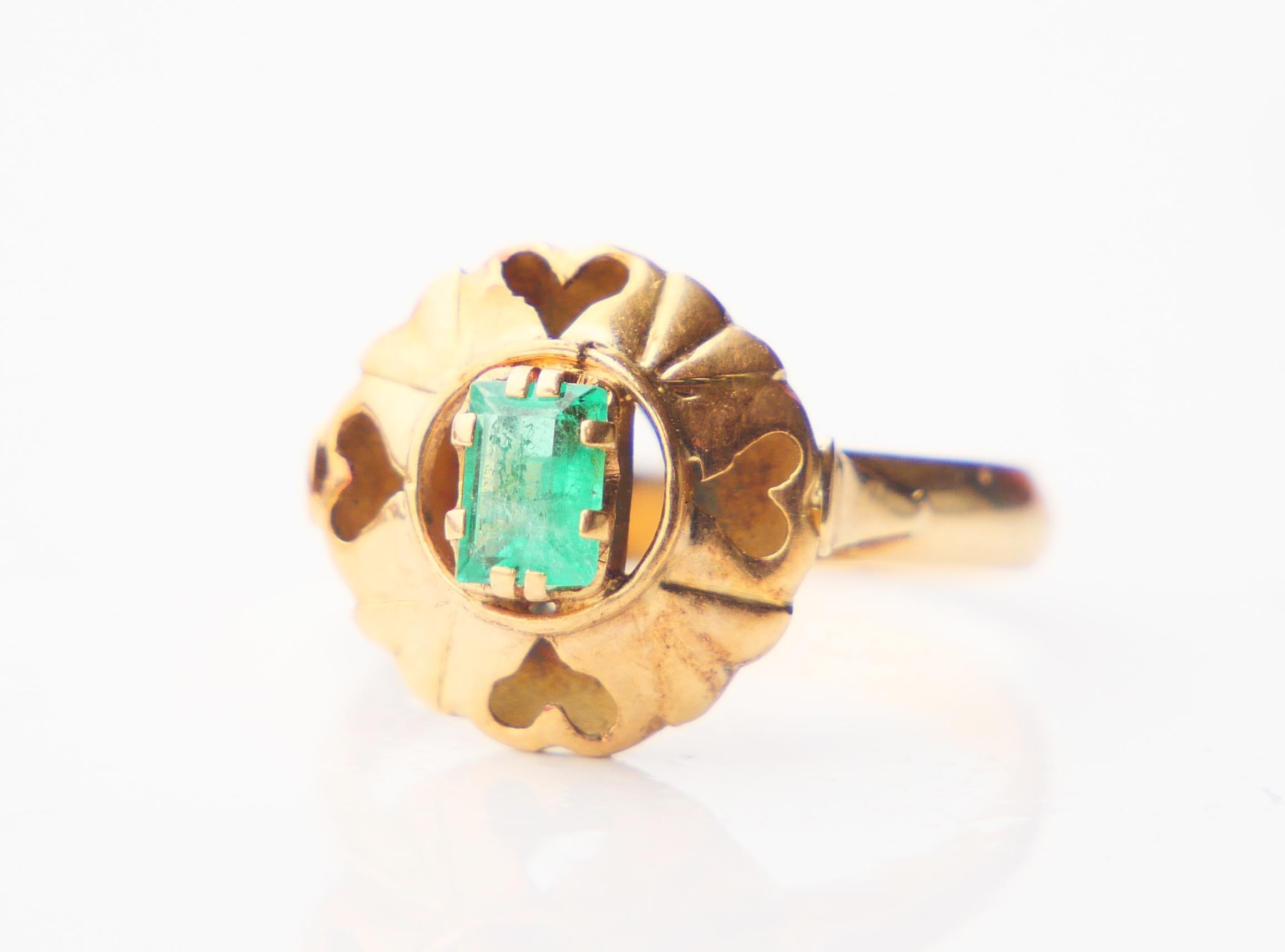 Antique Ring natural 0.6 ct Emerald solid 18K Yellow Gold Ø7.25US / 2.9 gr For Sale 2