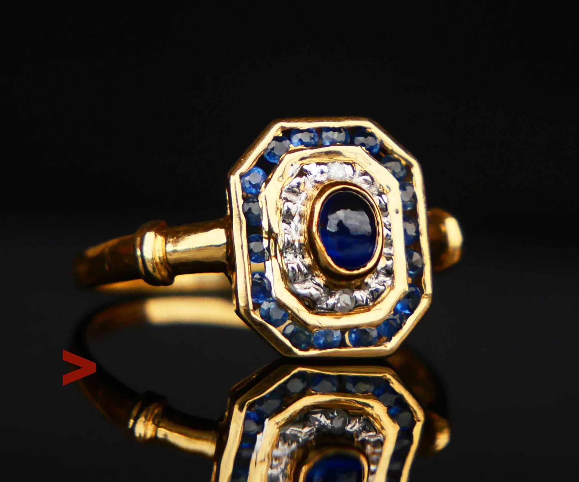 Anillo vintage de oro amarillo macizo de 18 quilates y platino decorado con 19 piedras naturales de zafiro azul y 2 diamantes .

Anillo vintage , mano  - hecho  en Europa hacia los años 50-60, banda con matasellos 750.

Medidas del florón/corona  11