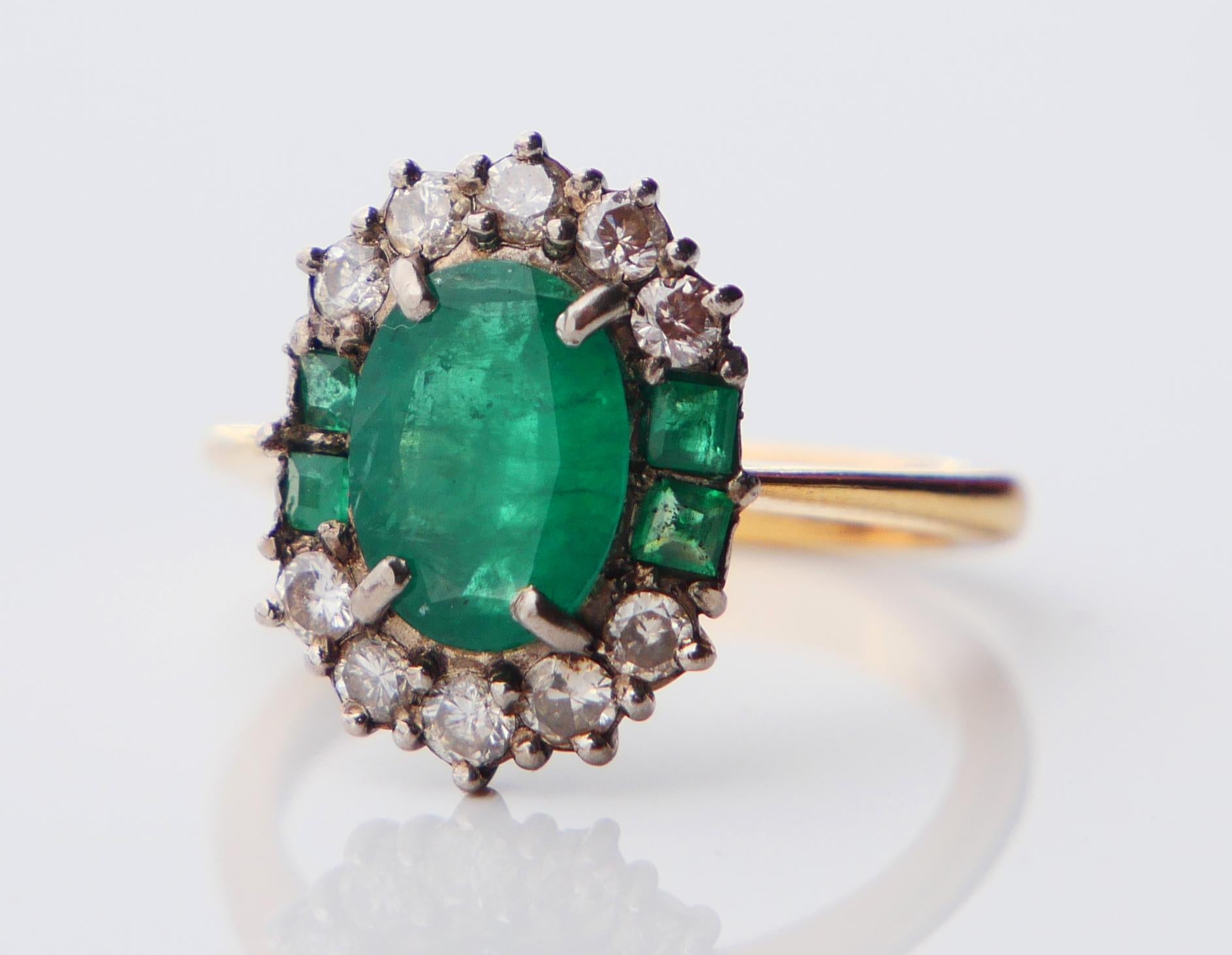 Antiker Ring natürlich 3ctw. Smaragd 0.6ctw Diamanten massiv 18K Gold Ø US 6.75/ 5gr (Art déco) im Angebot
