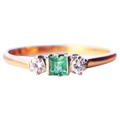 Antique Ring natural Emerald Diamonds solid 18K Gold ØUS6.75 / 2.31 gr