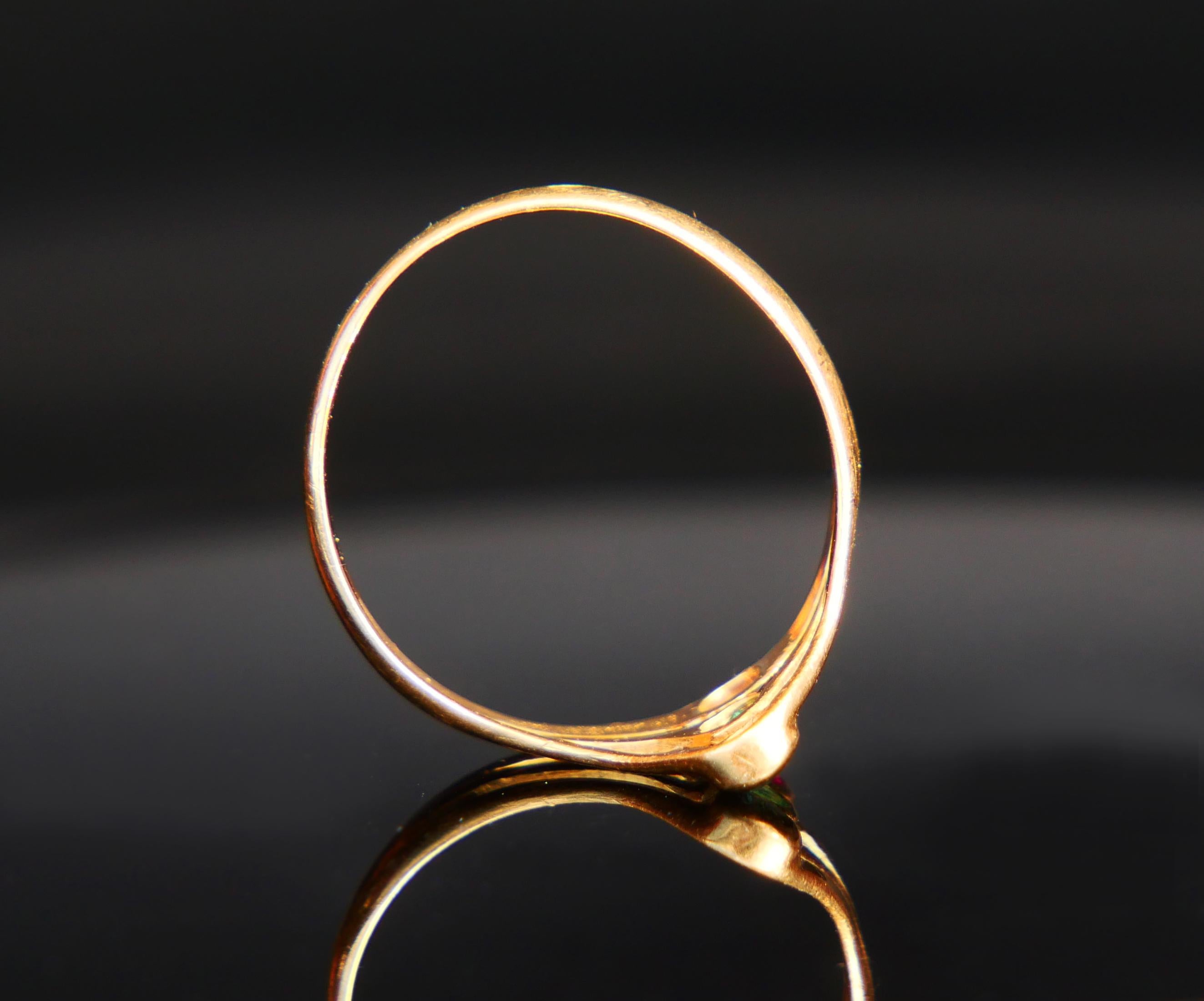 Antiker Ring natürlicher Rubin Smaragd Saphir massiv 18K Gold Ø6US/ 1.9gr im Angebot 7