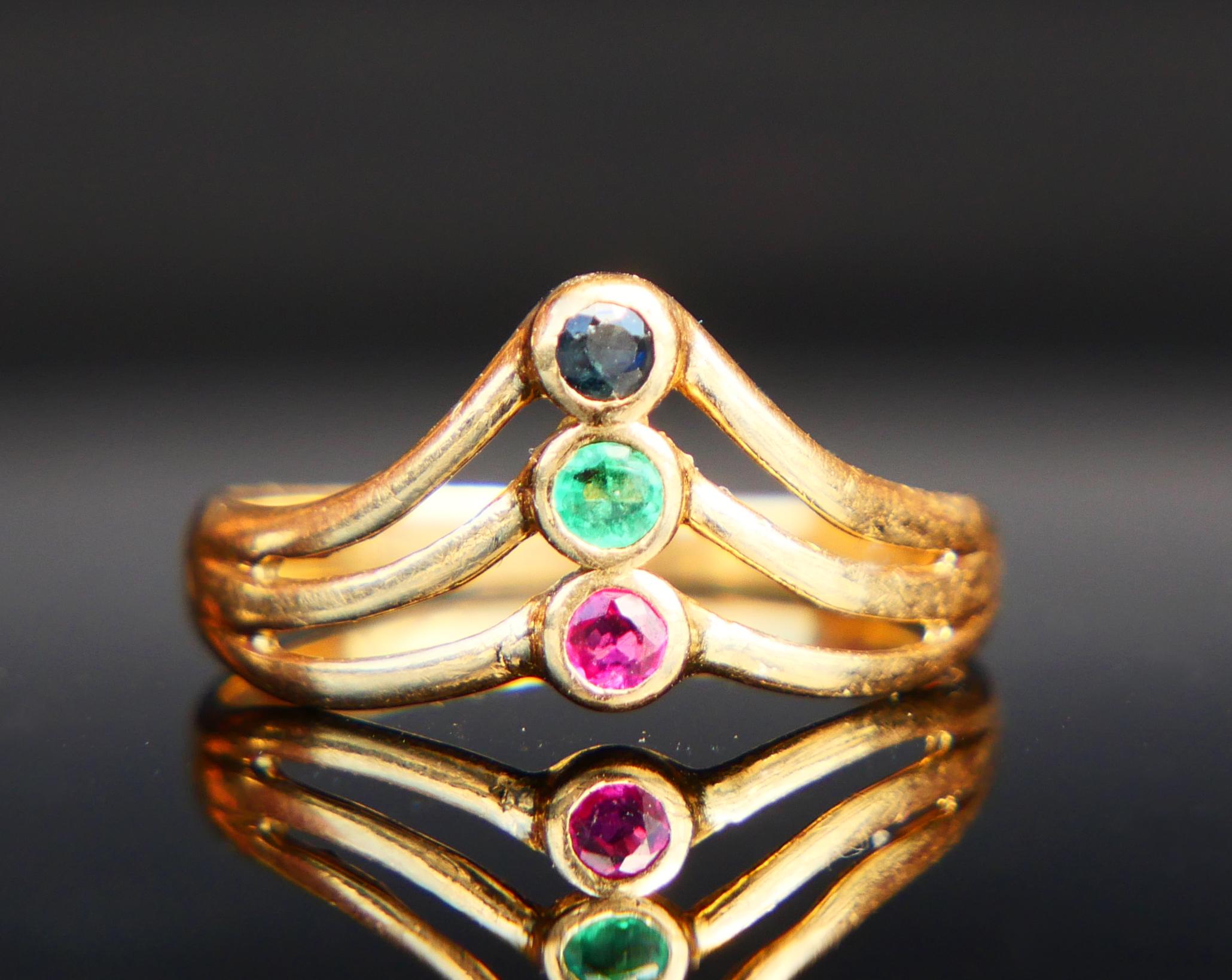 Antiker Ring natürlicher Rubin Smaragd Saphir massiv 18K Gold Ø6US/ 1.9gr im Angebot 2