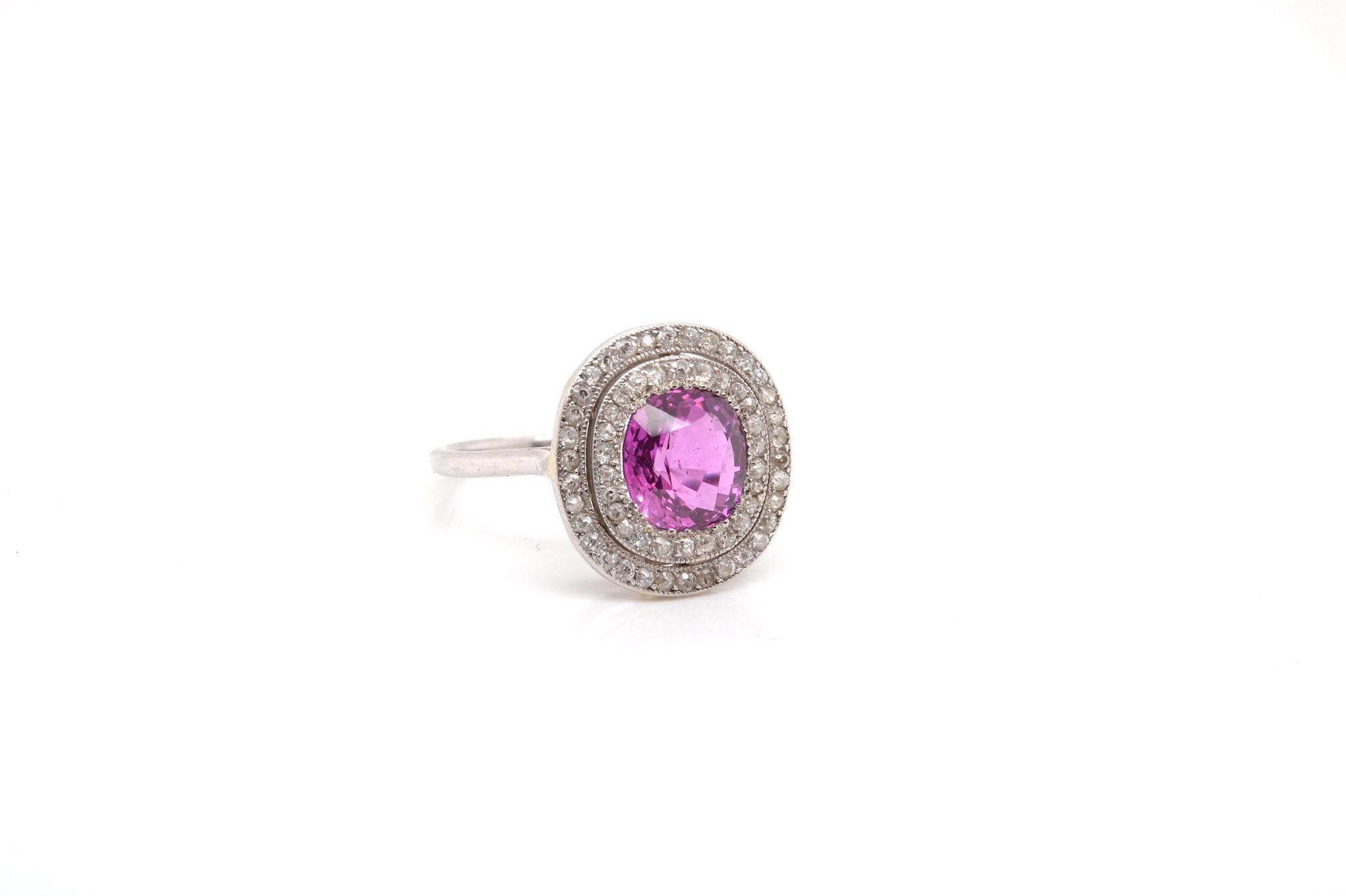 Antiker Ring mit rosa Saphir und Diamanten, besetzt im Zustand „Gut“ im Angebot in PARIS, FR