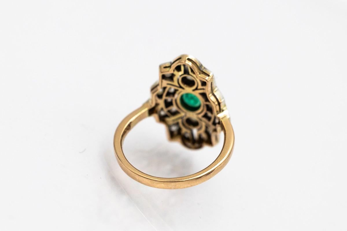 Women's or Men's Antique ring with diamonds and emerald, Austria-Hungary, early 20th century. For Sale