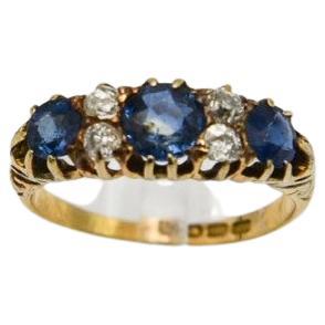 Antique ring with sapphires and diamonds, Great Britain, mid-19th century. In Good Condition For Sale In Chorzów, PL