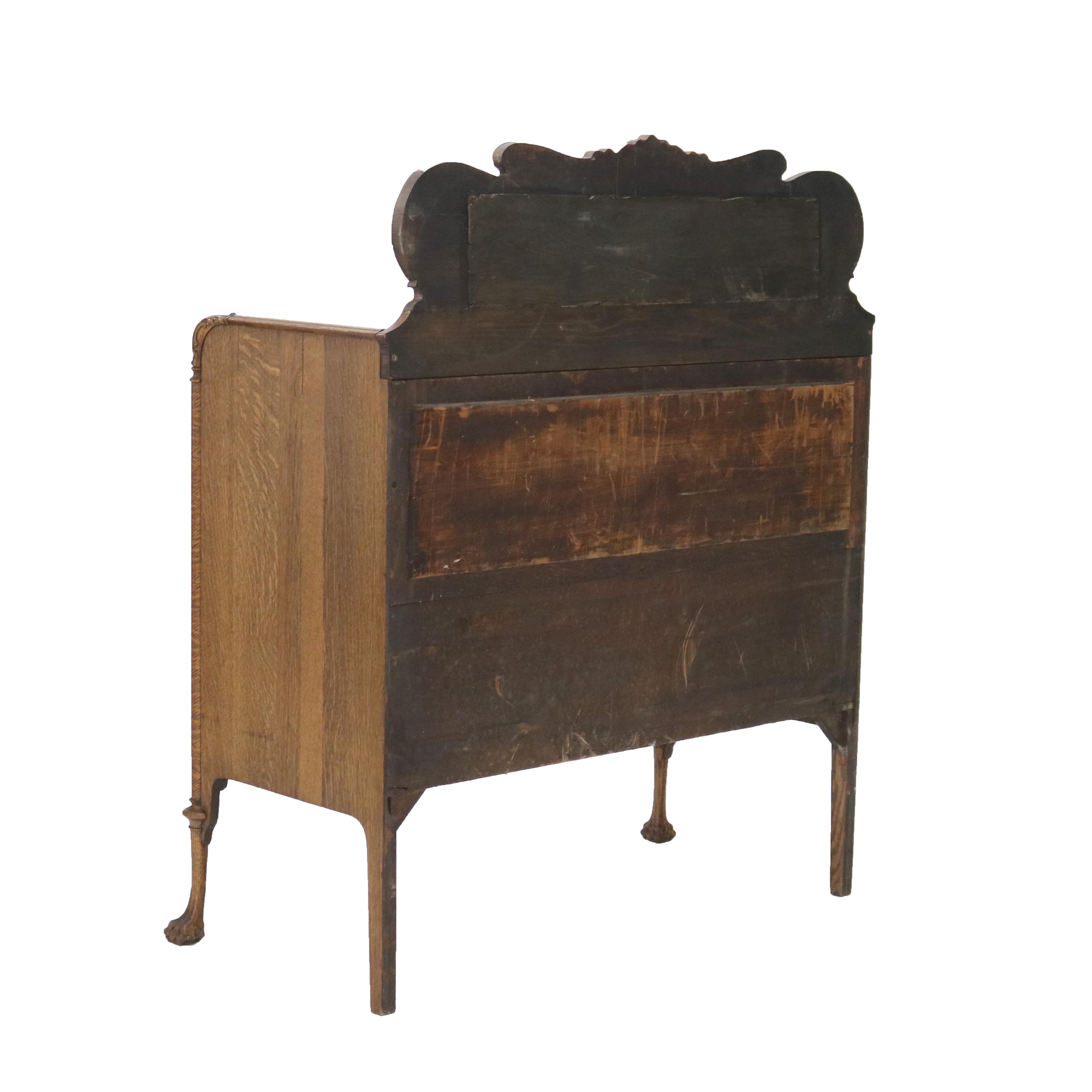 Antiker RJ Horner geschnitzter Vitrinenschrank aus geschnitzter viertelgesägter Eiche und Glaskristall, um 1920 im Angebot 15