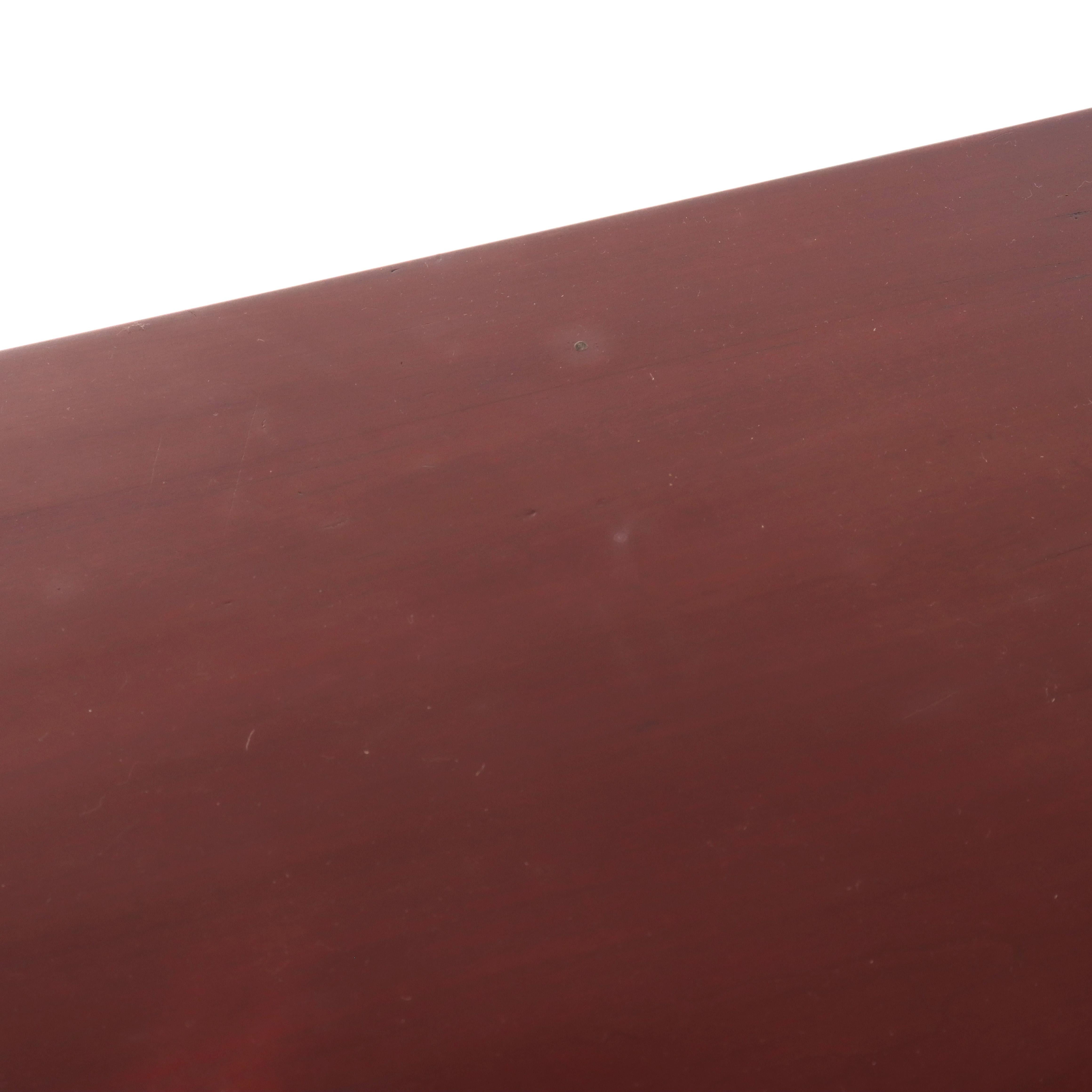 Antiguo RJ Horner Mesa de lámpara con patas torcidas de cerezo C1920 en venta 3