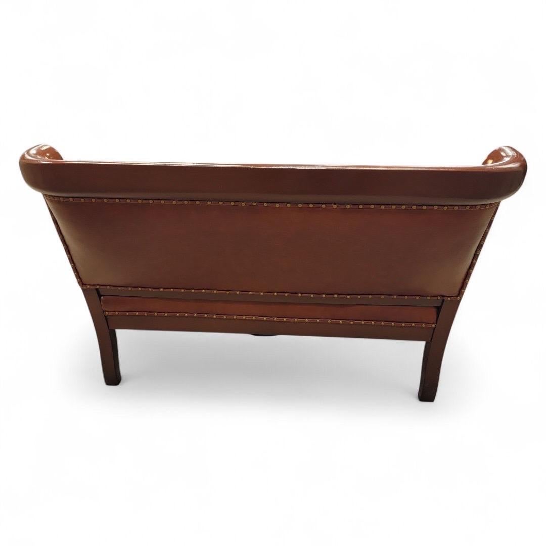 Antike J.R. Horner Style Carved Griffin Tufted Parlor Set Neu gepolstert im Angebot 5