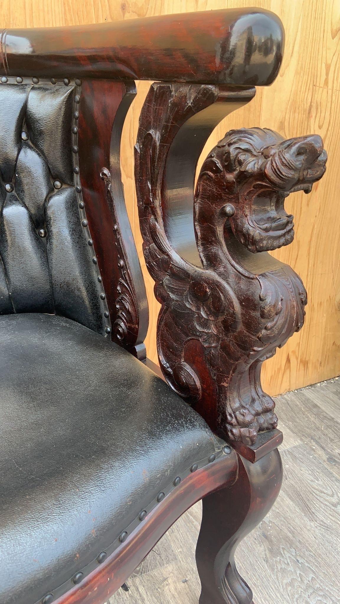 Antique R.J. Horner Style Carved Mahogany Winged Griffin Parlor Set  In Good Condition In Chicago, IL