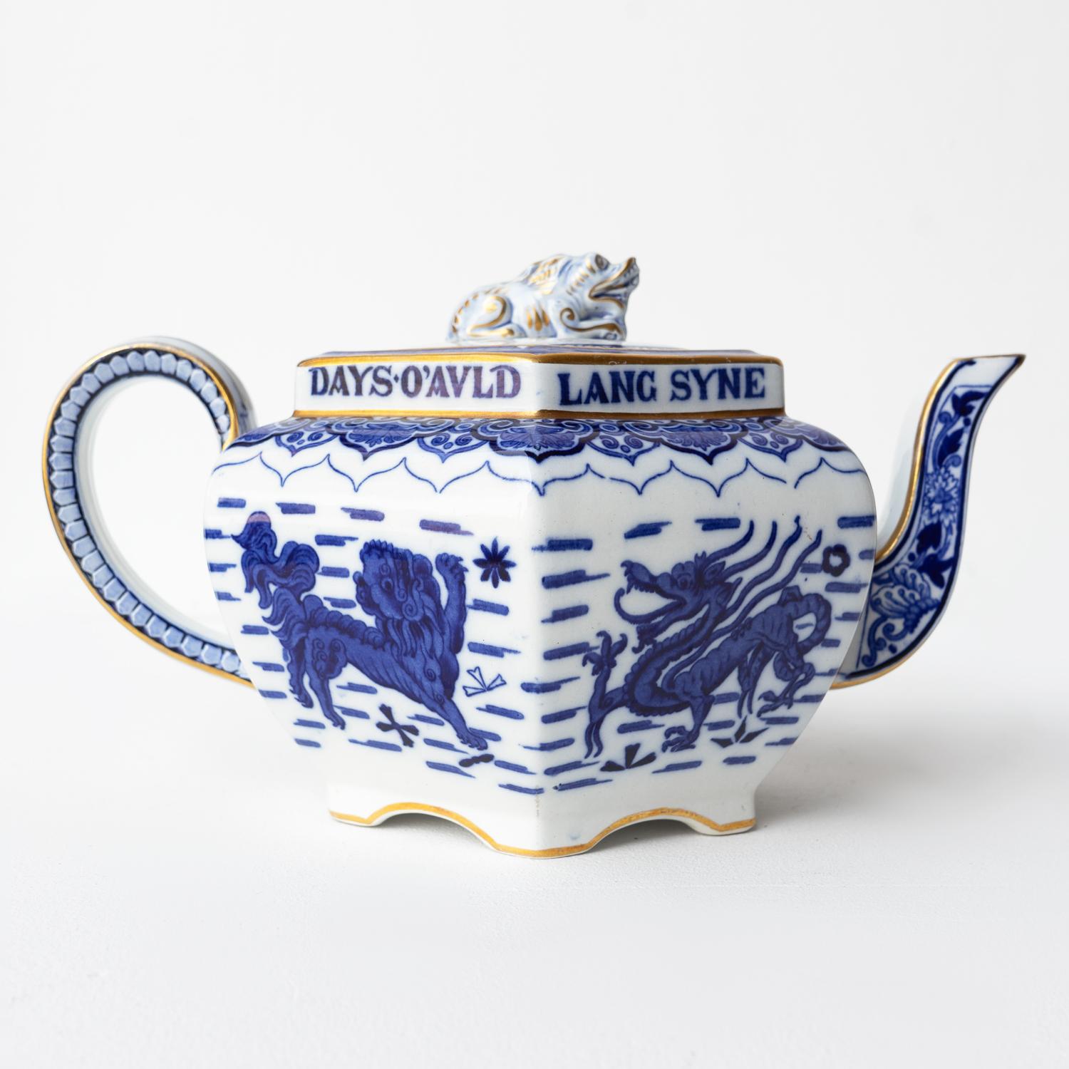 ANTIQUE VICTORIAN BLUE AND WHITE CHINA TEAPOT 

Part of a range of china by Copeland Spode which celebrated the famous Scottish poet Robert Burns. 

This example features lyrics around the rim from the famous song Auld Lang Syne, “WE’LL TAK A CUP
