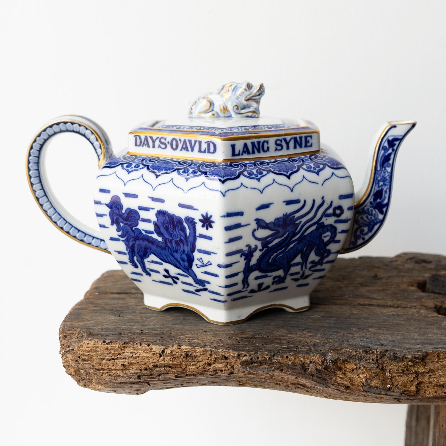 Porcelain Antique Robert Burns, Auld Lang Syne China Teapot By Copeland Spode 19th Century