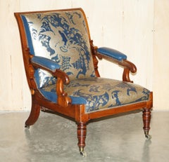 POLTRONA DA LIBRERIA ANTICA ROBERT Daws IN LEGNO MASSICCIO CON PELLE BLU NAPOLEONICA E SCHIENALE RECLINABILE
