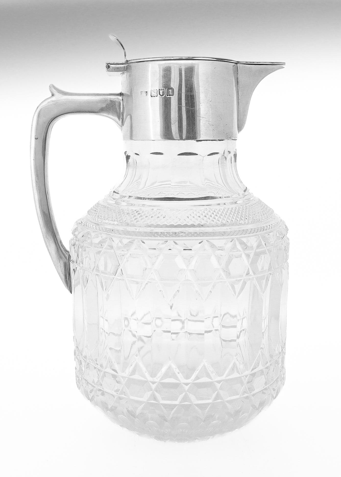 Antigua jarra Robert Pringle de cristal tallado eduardiano y plata de ley para vino clarete Plata esterlina en venta