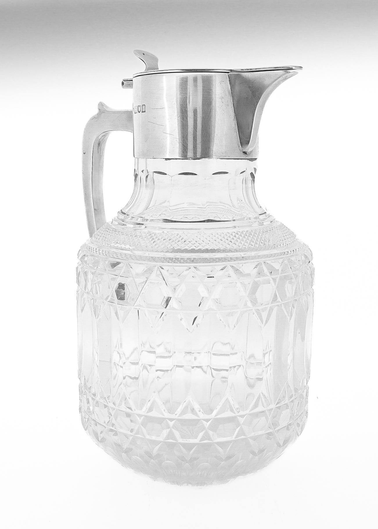 Antigua jarra Robert Pringle de cristal tallado eduardiano y plata de ley para vino clarete en venta 1