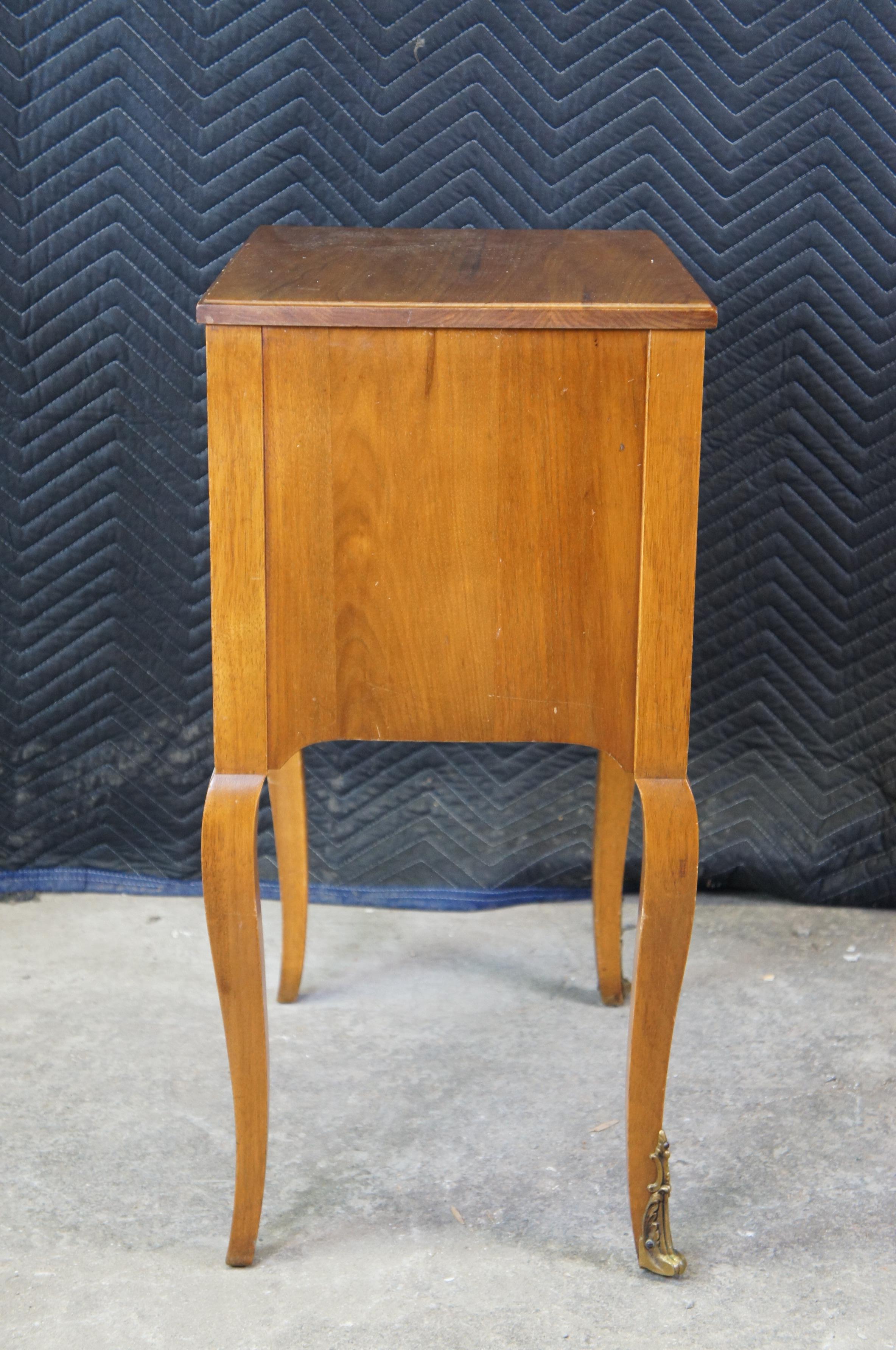 Antique Robert W Irwin Louis XV French Walnut Bedside End Table Nightstand  For Sale 2