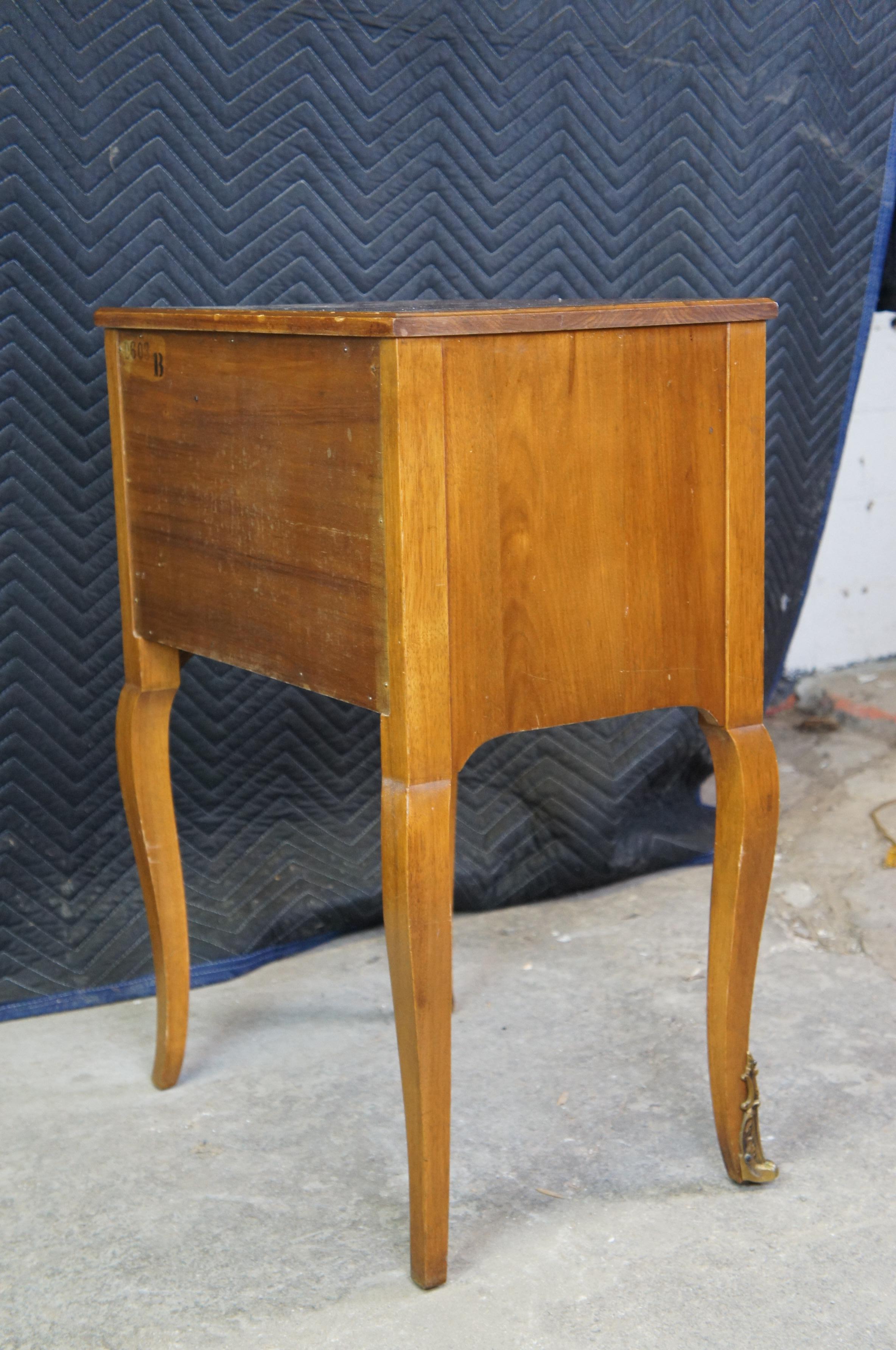 Antique Robert W Irwin Louis XV French Walnut Bedside End Table Nightstand  For Sale 3