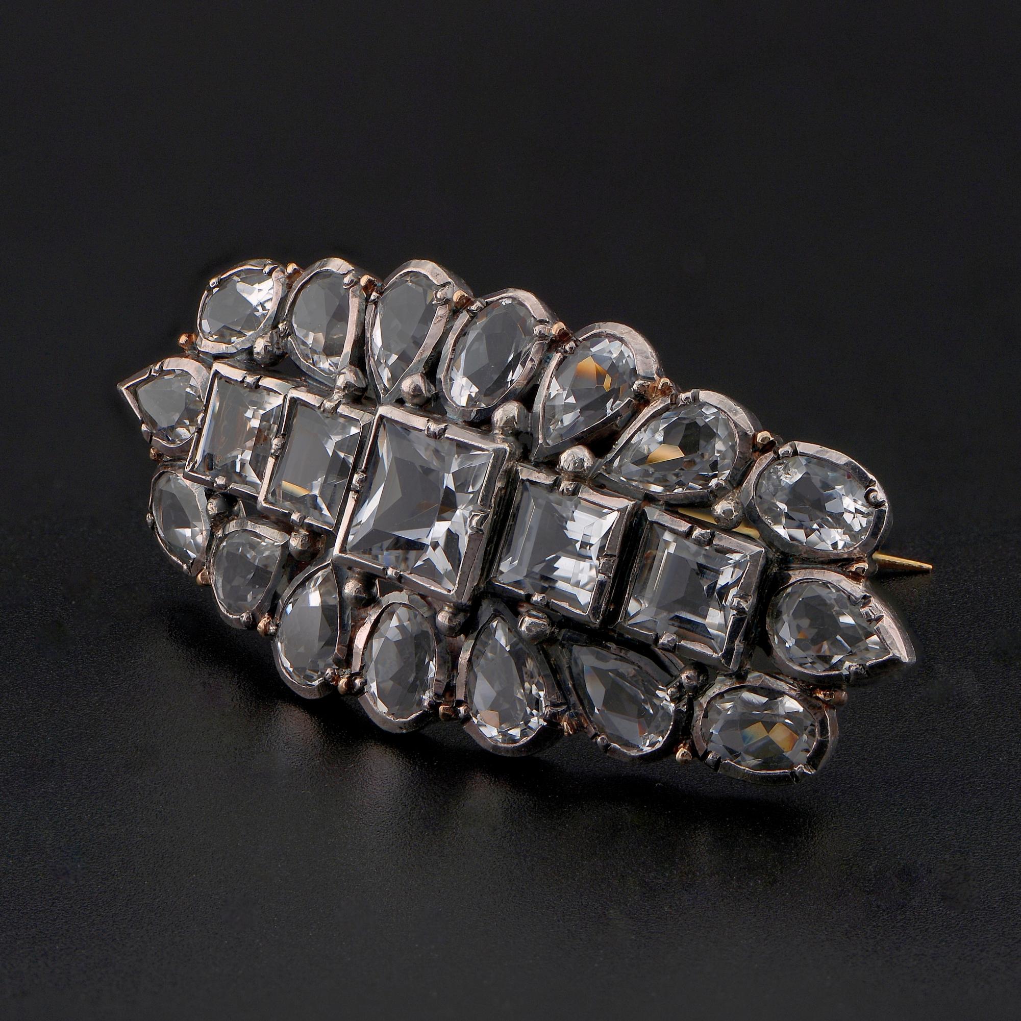 Antique Rock Crystal Portuguese Brooch Gold Silver  In Fair Condition For Sale In Napoli, IT