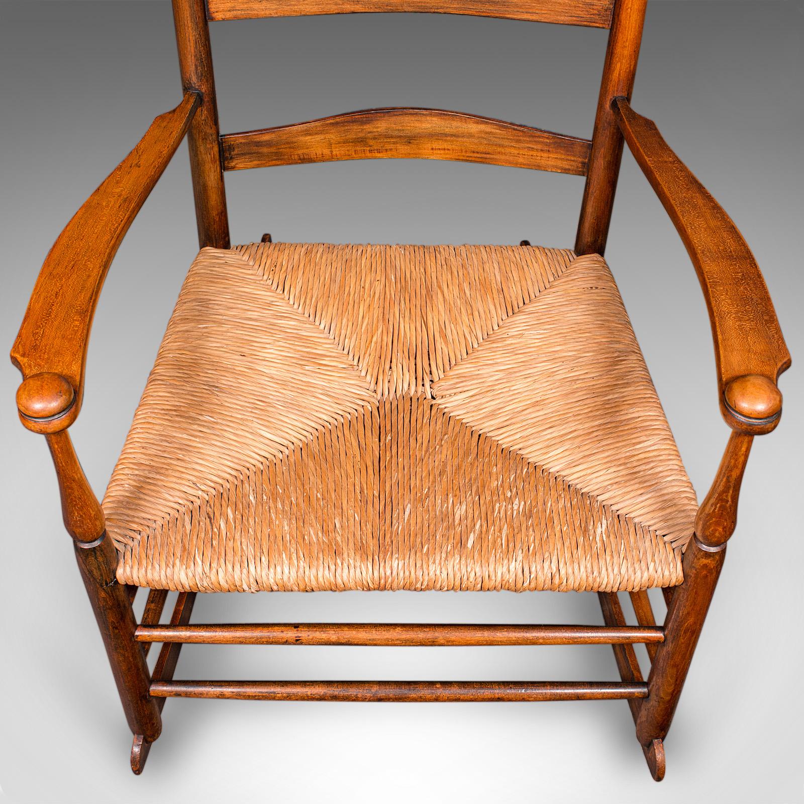 Antique Rocking Chair, American, Shaker Number 7 Rocker, Edwardian, Circa 1910 en vente 3