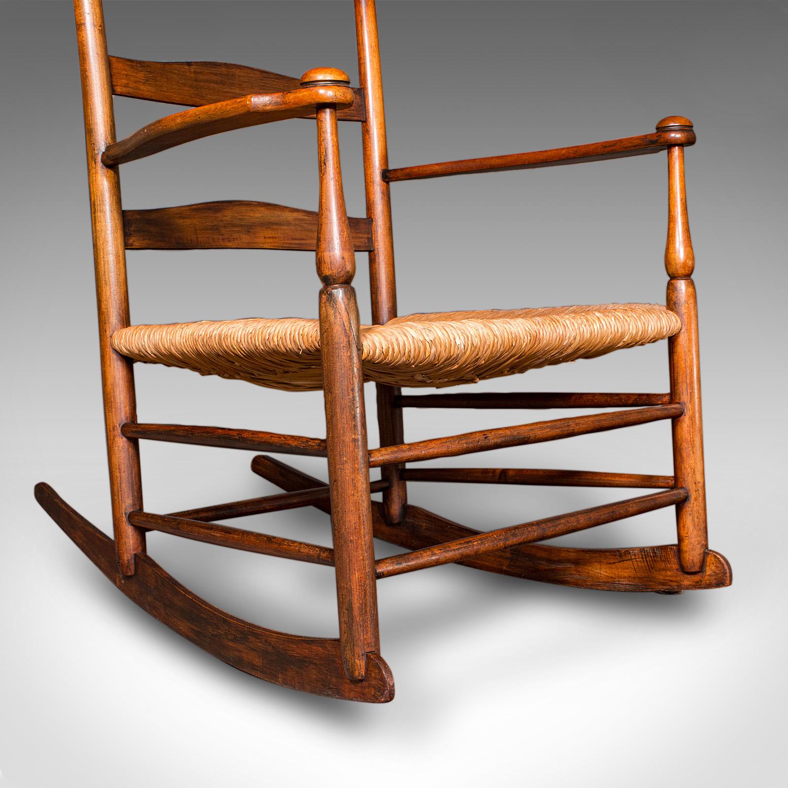 Antique Rocking Chair, American, Shaker Number 7 Rocker, Edwardian, Circa 1910 en vente 4
