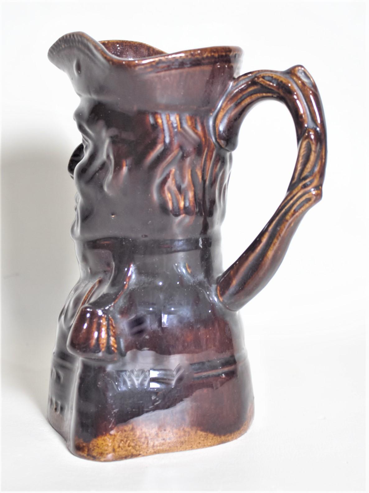Antique Rockingham Treacle Glazed Lord Wellington Character or Toby Jug In Good Condition In Hamilton, Ontario