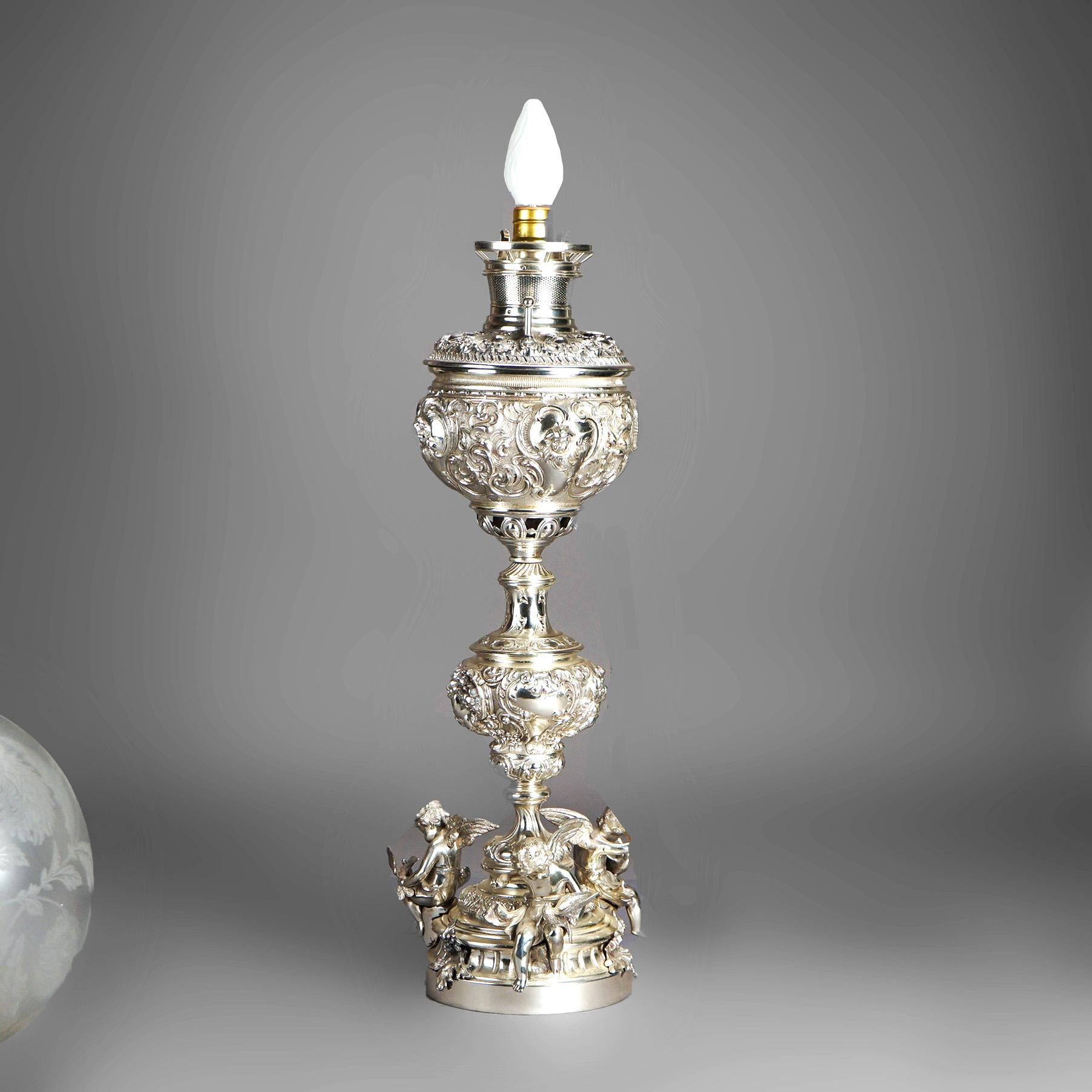Antike Rokoko Figural Silber Platte Wohnzimmer Lampe mit geflügelten Putten c1890 im Angebot 7