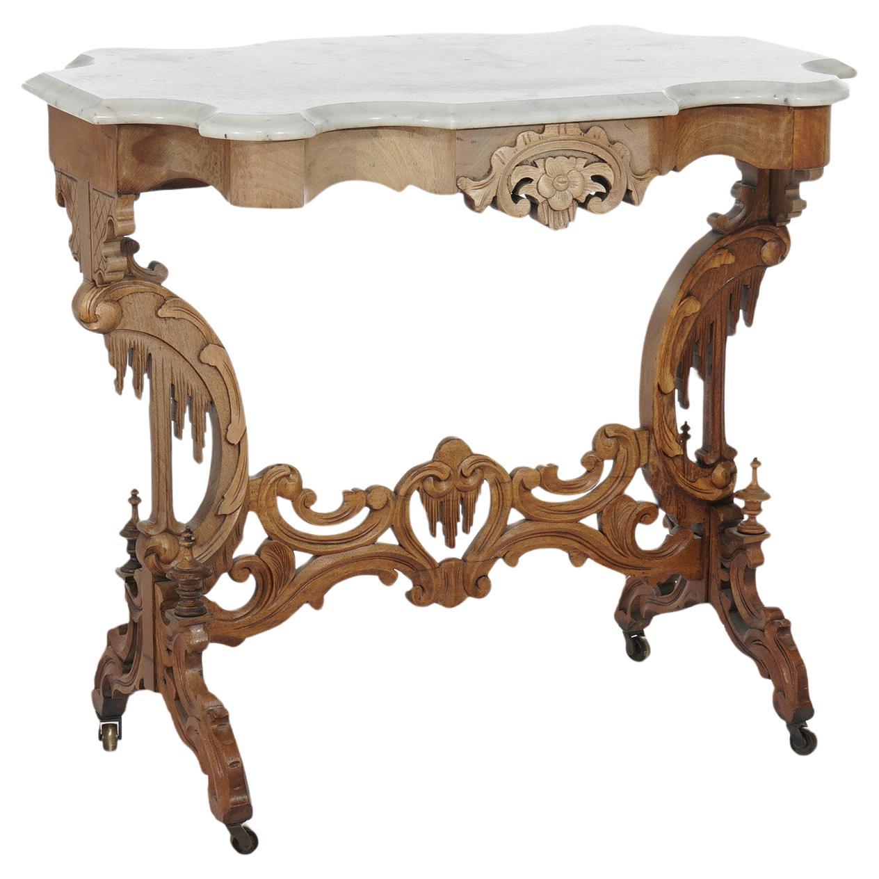 Antiker Rokoko-Gothic-Parlor-Tisch aus geschnitztem Nussbaumholz mit Marmorplatte, um 1880