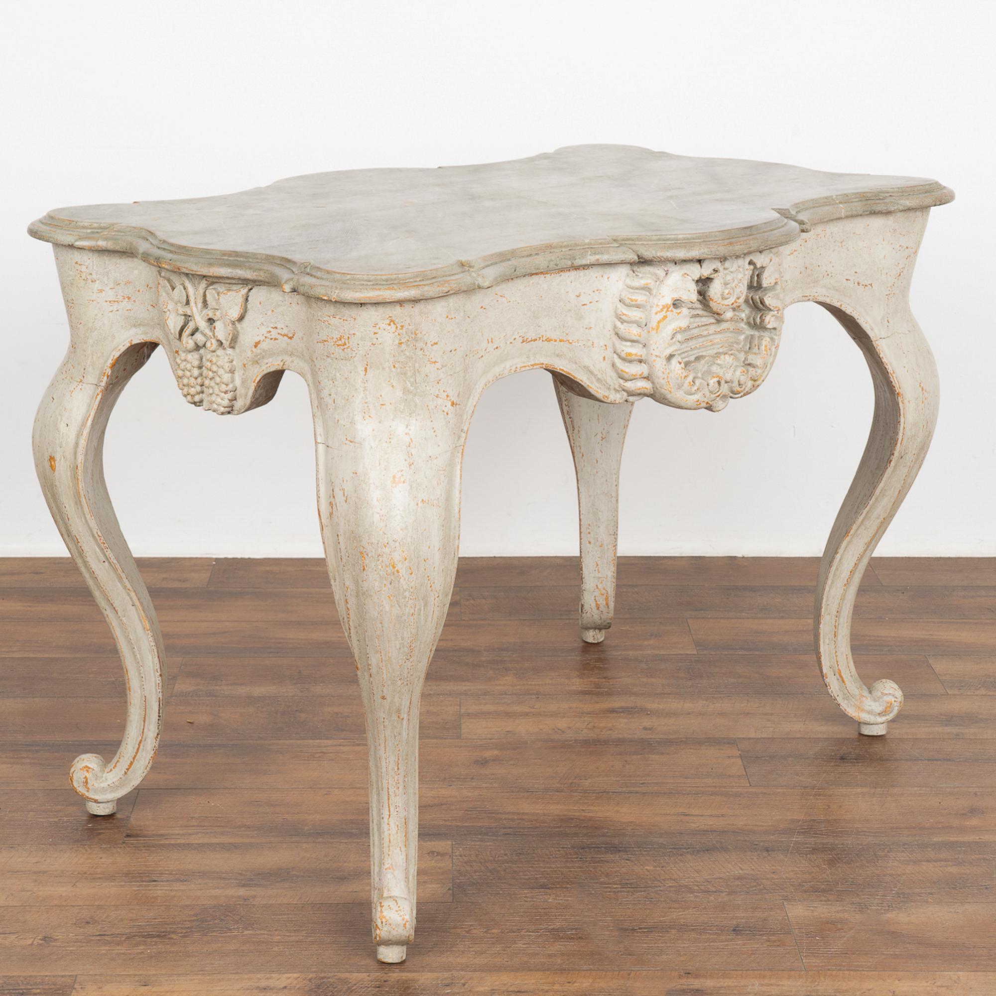Antique Rococo Gray Painted Side Table, Italy circa 1890 For Sale 6