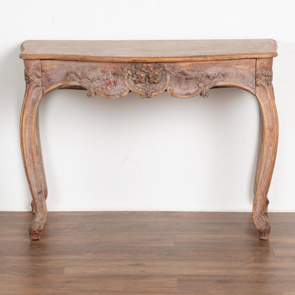 Antique Rococo Red Painted Side Table, Norway, circa 1780-1800 In Good Condition For Sale In Round Top, TX