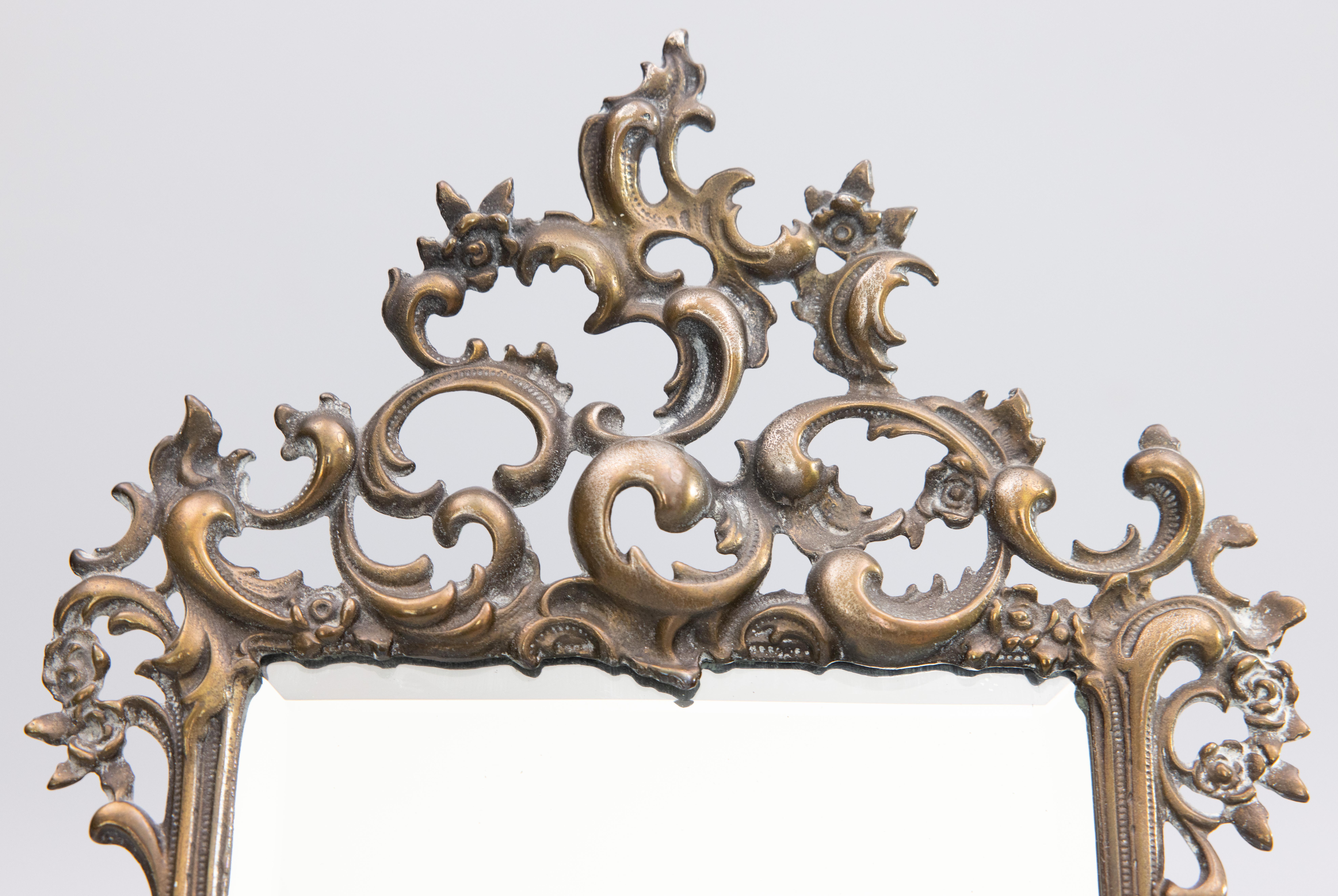 Antique Rococo Style French Brass Vanity Dresser Table Mirror, circa 1900 In Good Condition For Sale In Pearland, TX
