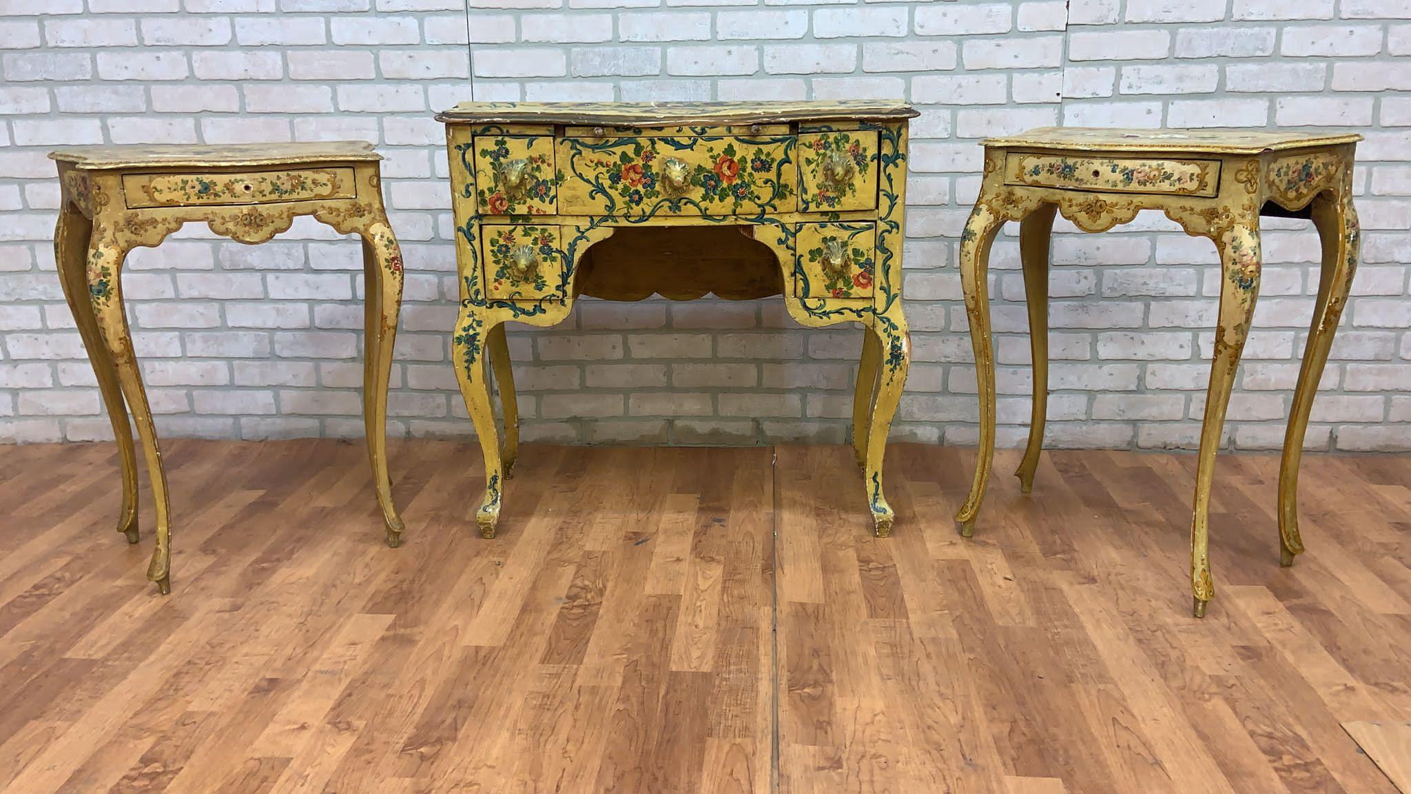 Antique Rococo Style Venetian Hand Painted vanity desk with 2 Single-Drawer Side Tables - 3 Piece Set

Rare & Unique Antique Venetian Hand-Crafted and Hand-Painted Scrolling Vines & Floral Motif 3 Piece Set.

The Set is being Offered 