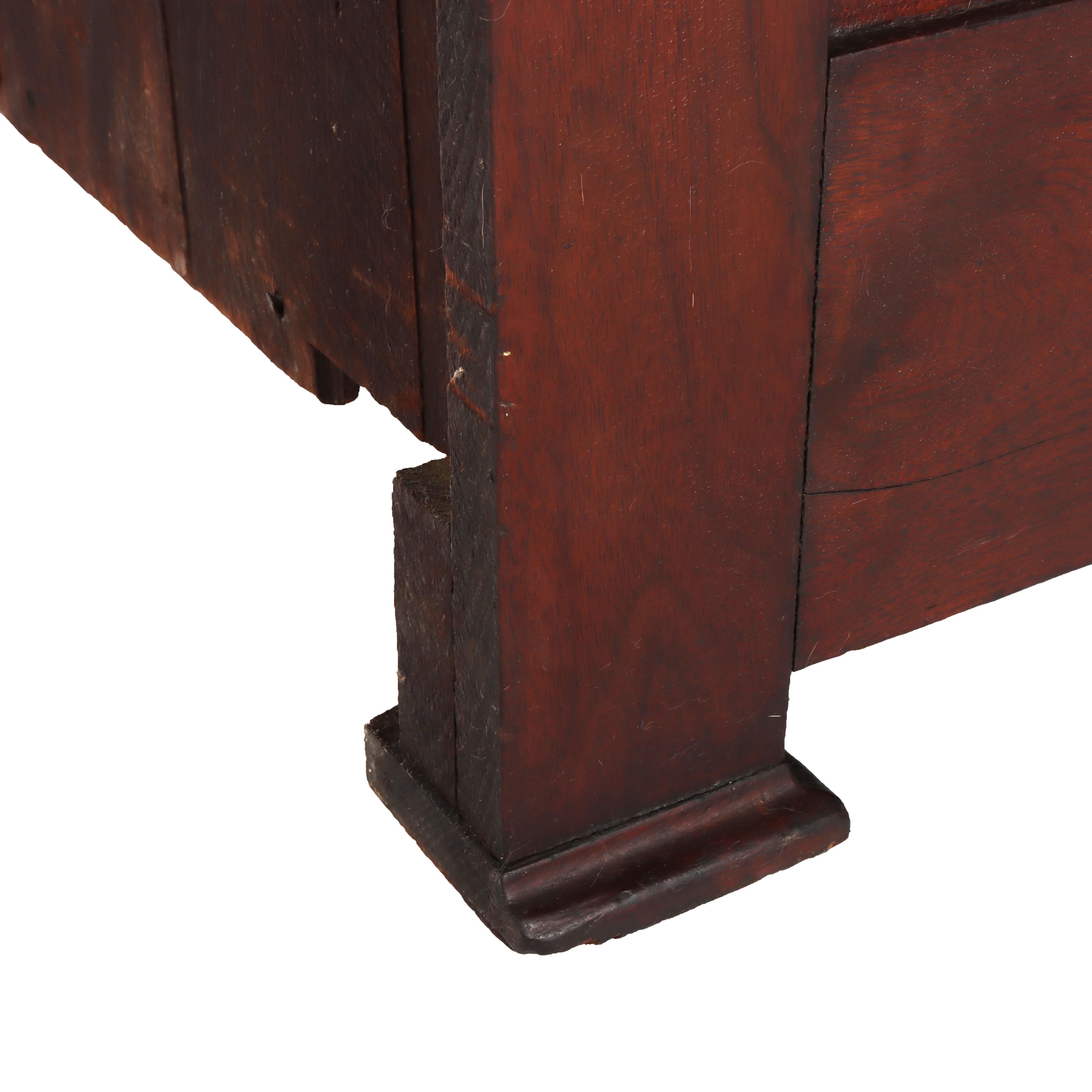 Antique Rococo Walnut 3-Drawer Commode With Back Splash & Carved Pulls in vendita 5