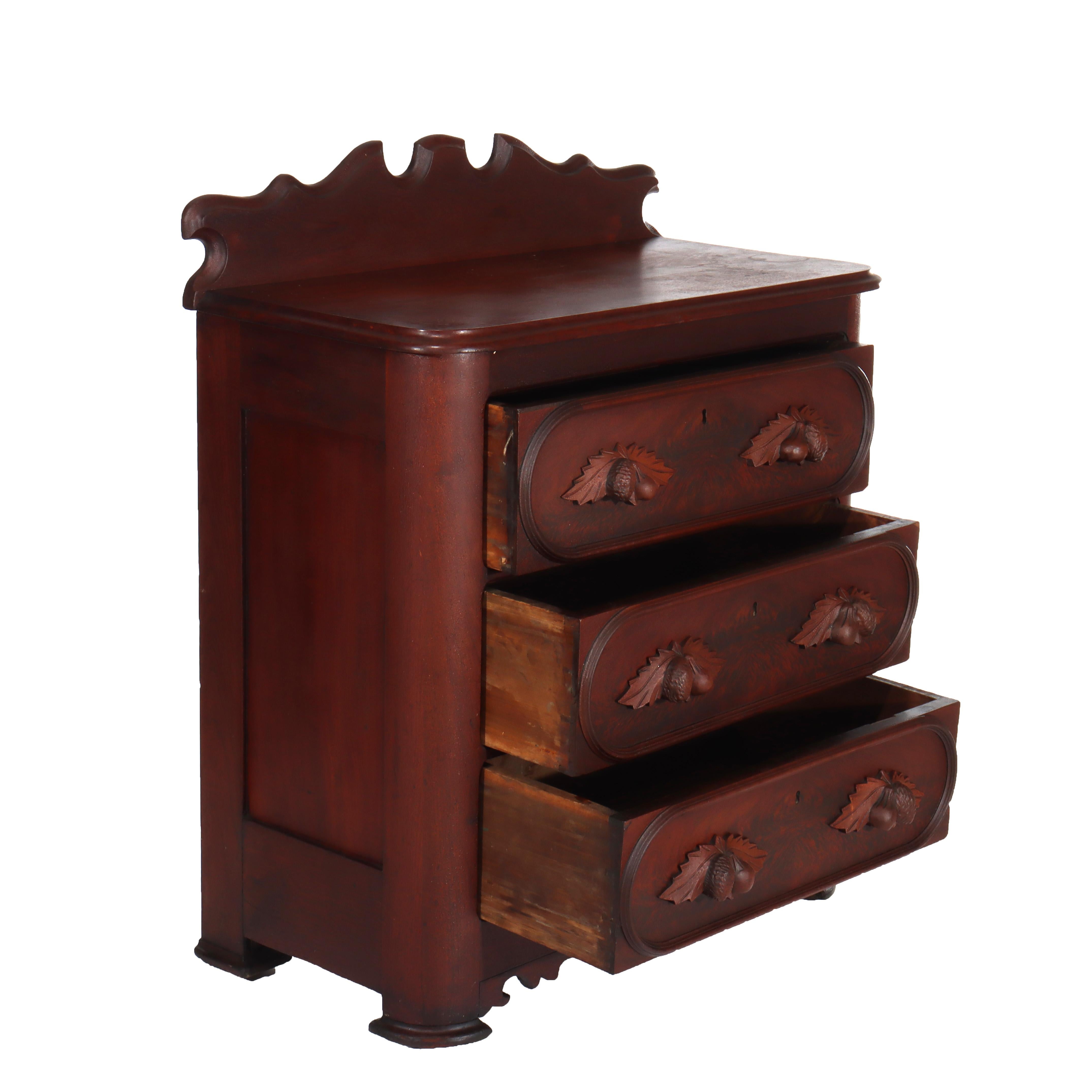 Antique Rococo Walnut 3-Drawer Commode With Back Splash & Carved Pulls in vendita 6