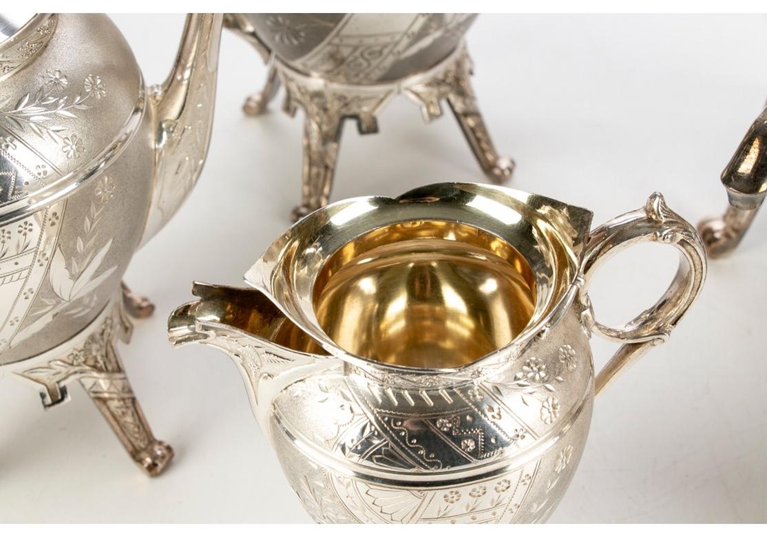 Service à thé et café antique Rogers en métal argenté:: six pièces:: période esthétique en vente 3