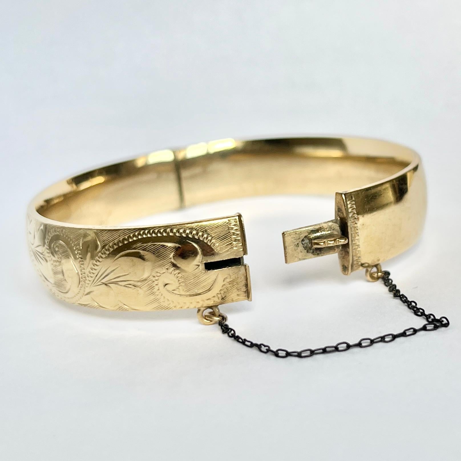 Bracciale antico laminato in oro con incisione in vendita 1