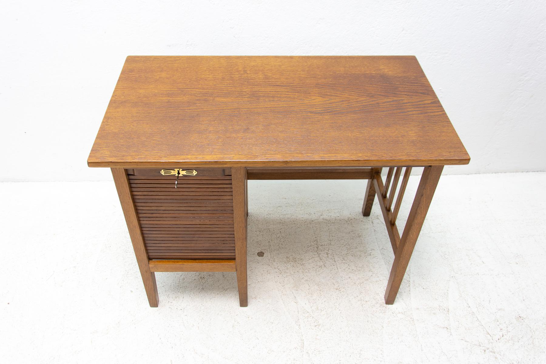 Antique Roller Blind Writing Desk Jerry, 1930s, Bohemia For Sale 5