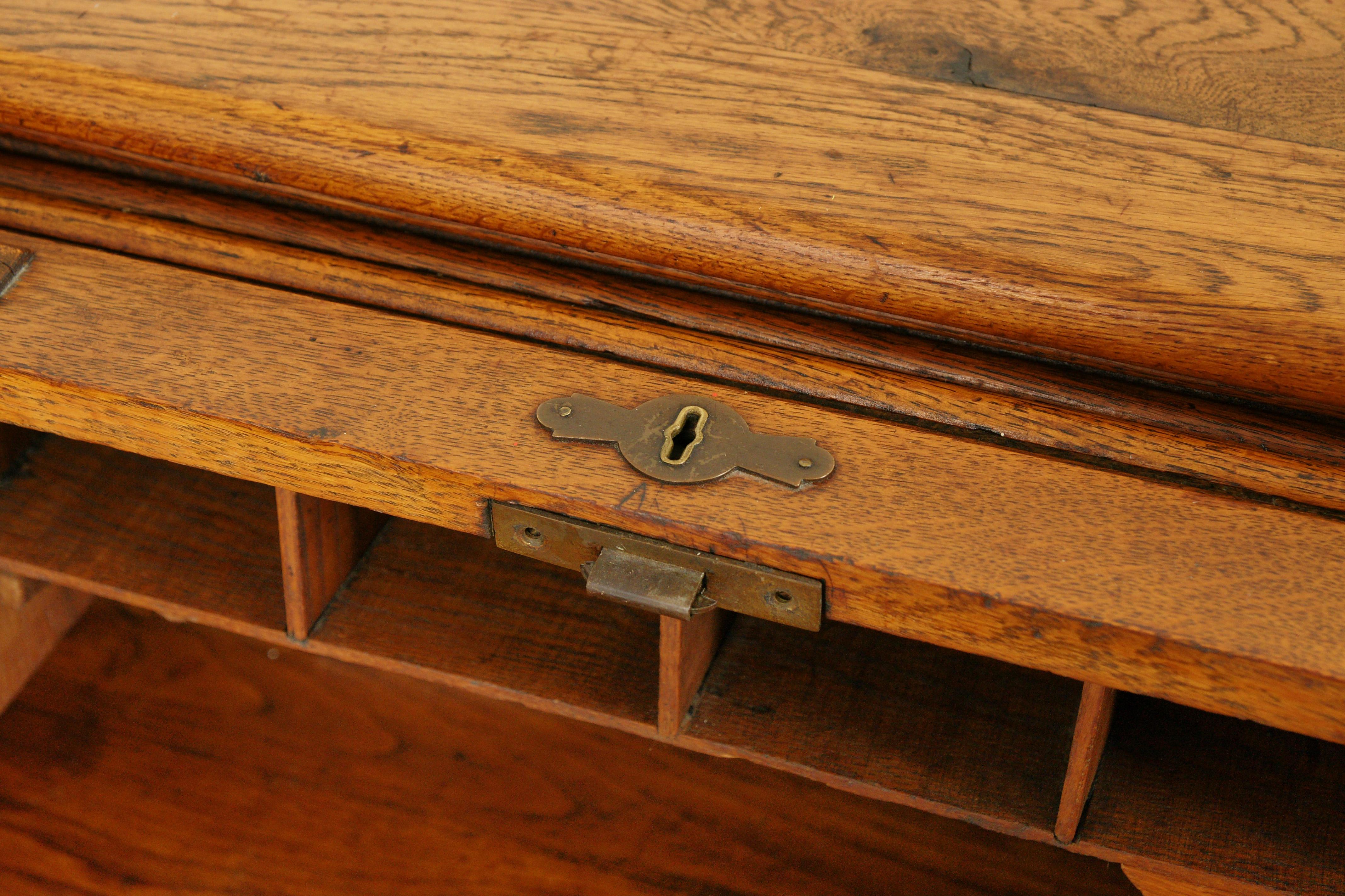 Antique Roll Top Desk, Antique Desk, Oak, Double Pedestal, Scotland, 1910 In Good Condition In Vancouver, BC
