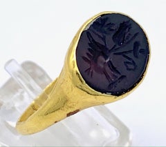 Antico Anello di Agata Romana Intaglio in Oro 18 Carati Simbolo di Fortuna e Buona Sorte