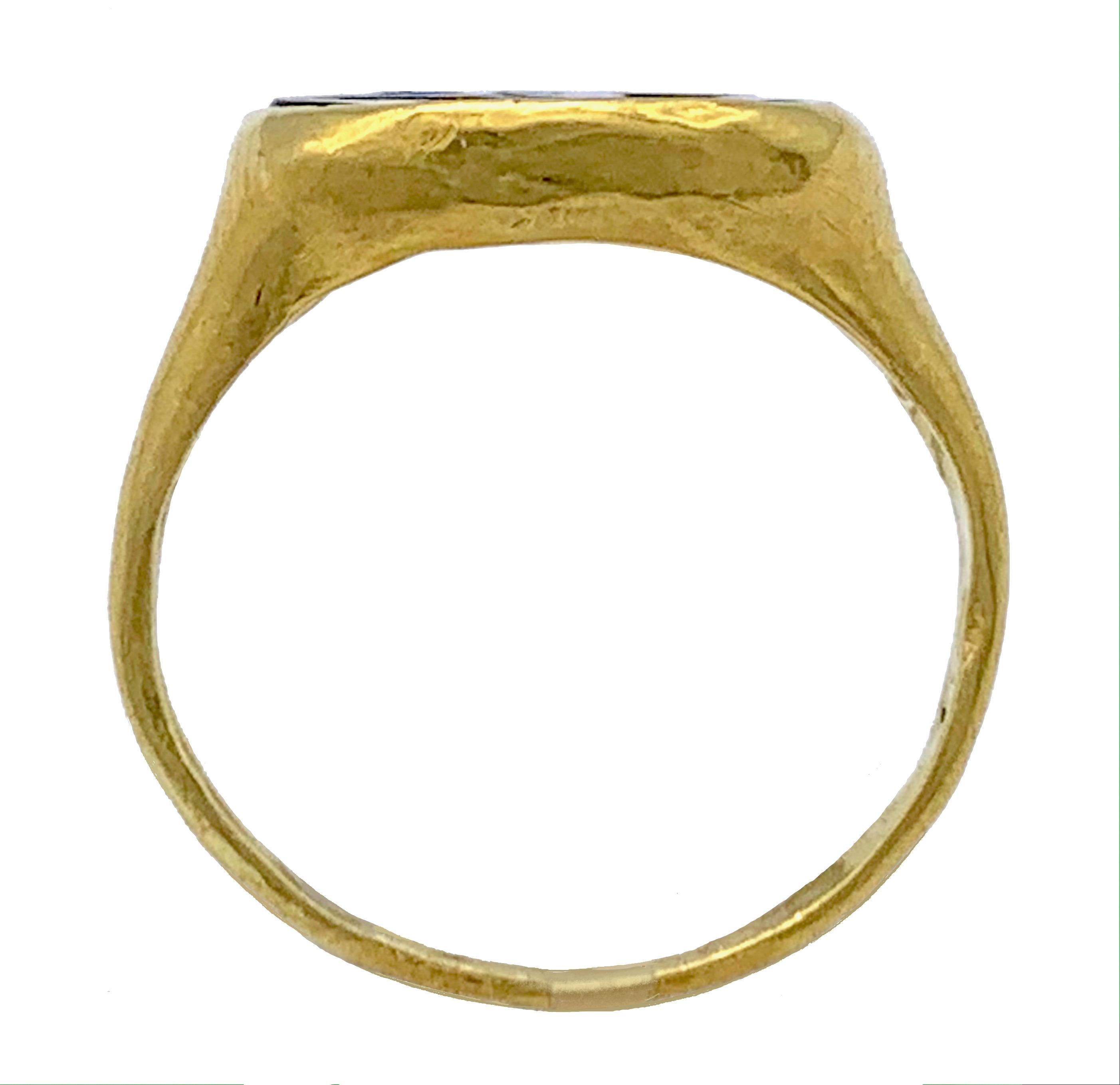 Antiker römischer Achat-Intaglio-Ring aus 18 Karat Gold, Symbol des Glücks und des guten Glücks im Zustand „Gut“ im Angebot in Munich, Bavaria