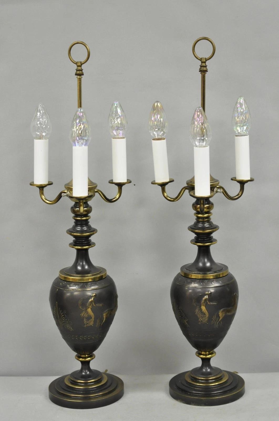 Antiguas Lámparas de Mesa Candelabro Figurales Romanas Neoclásicas Acabado Bronce - un Par en venta 5