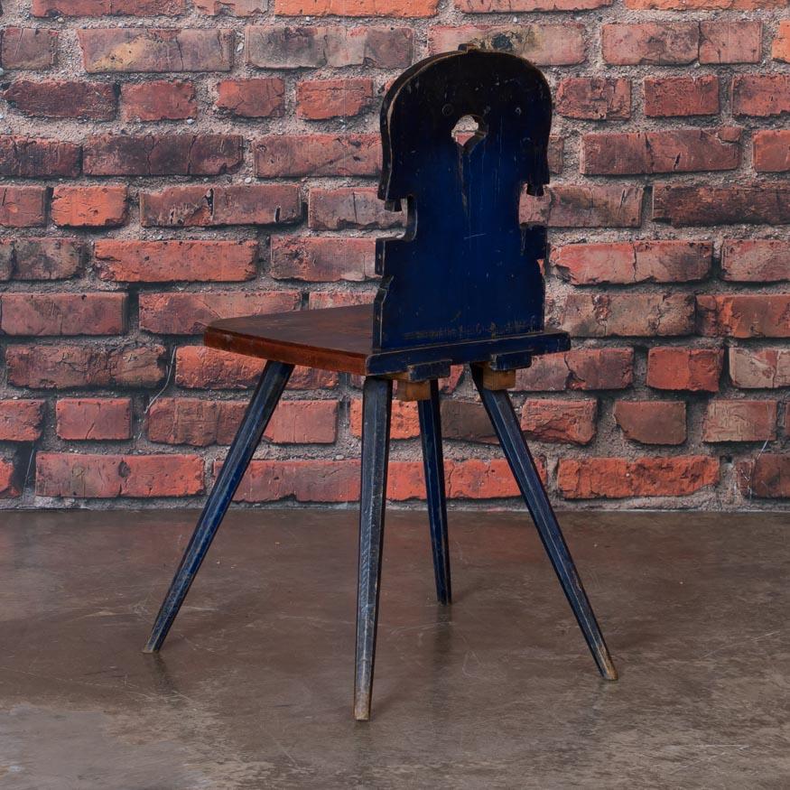 chair in romanian