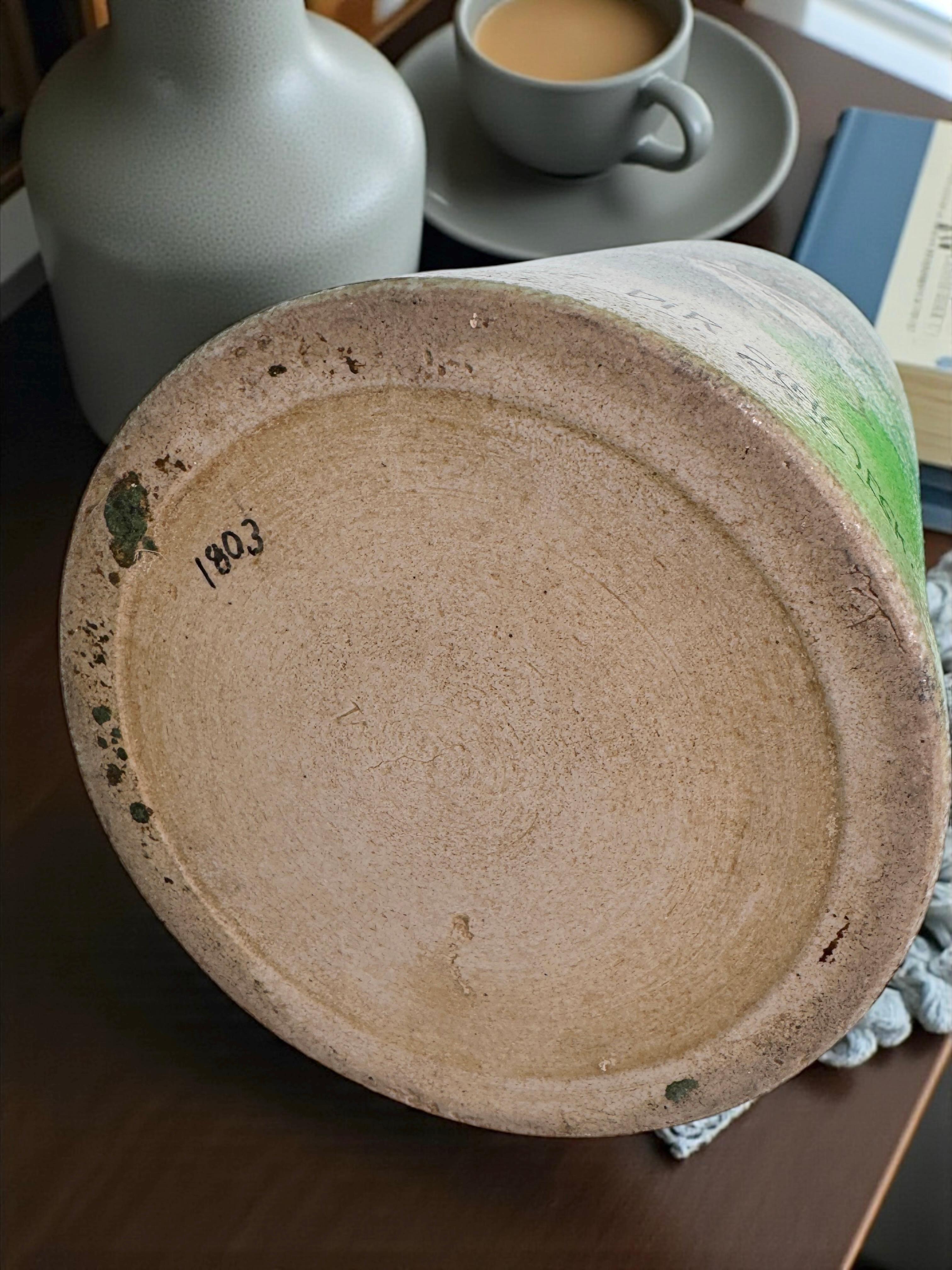 Ancien Stein à bière en grès de 1 litre avec couvercle, Scène romantique, Allemagne, années 1900 en vente 9