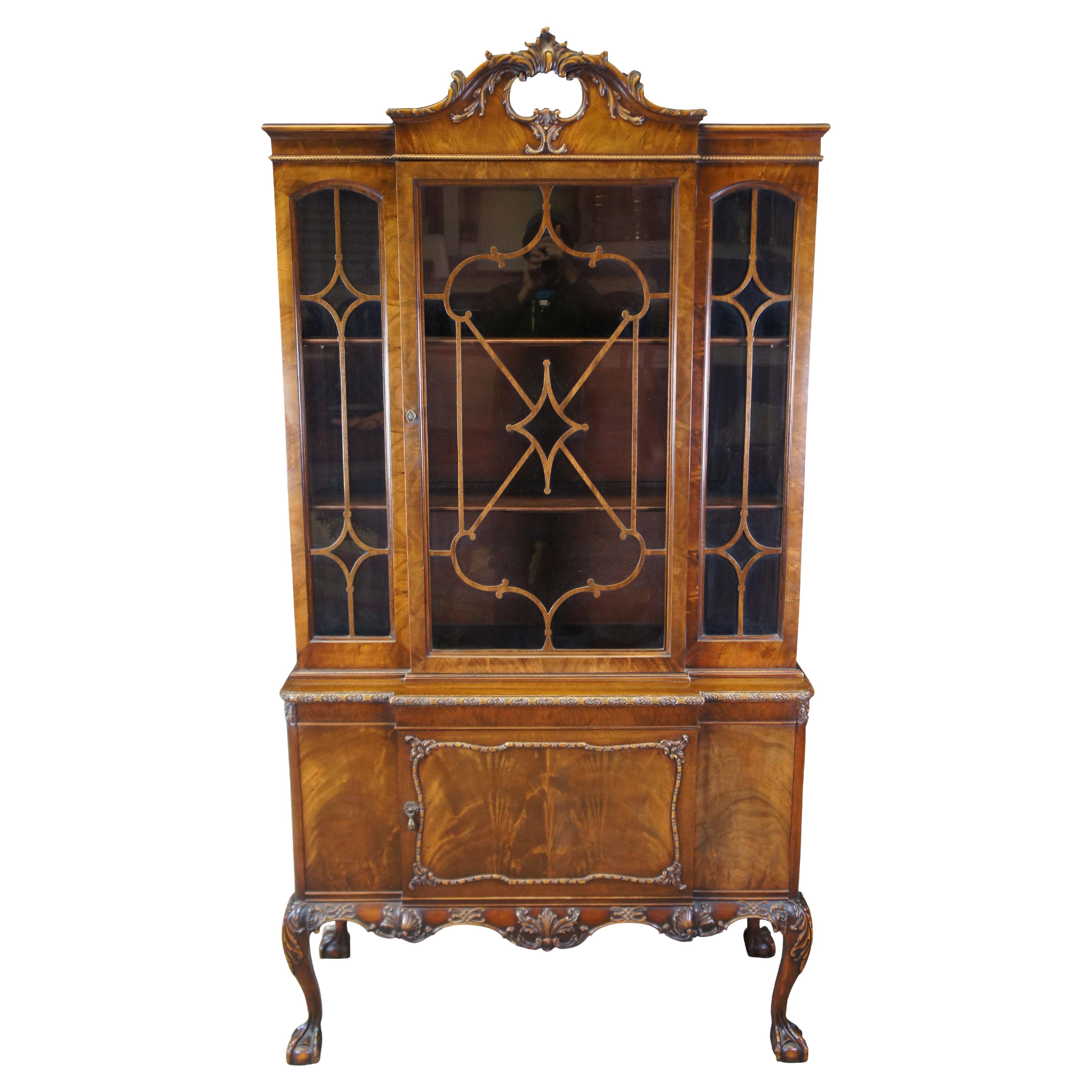 Antigua vitrina Romweber inglesa Chippendale georgiana de caoba para vajilla de 78".