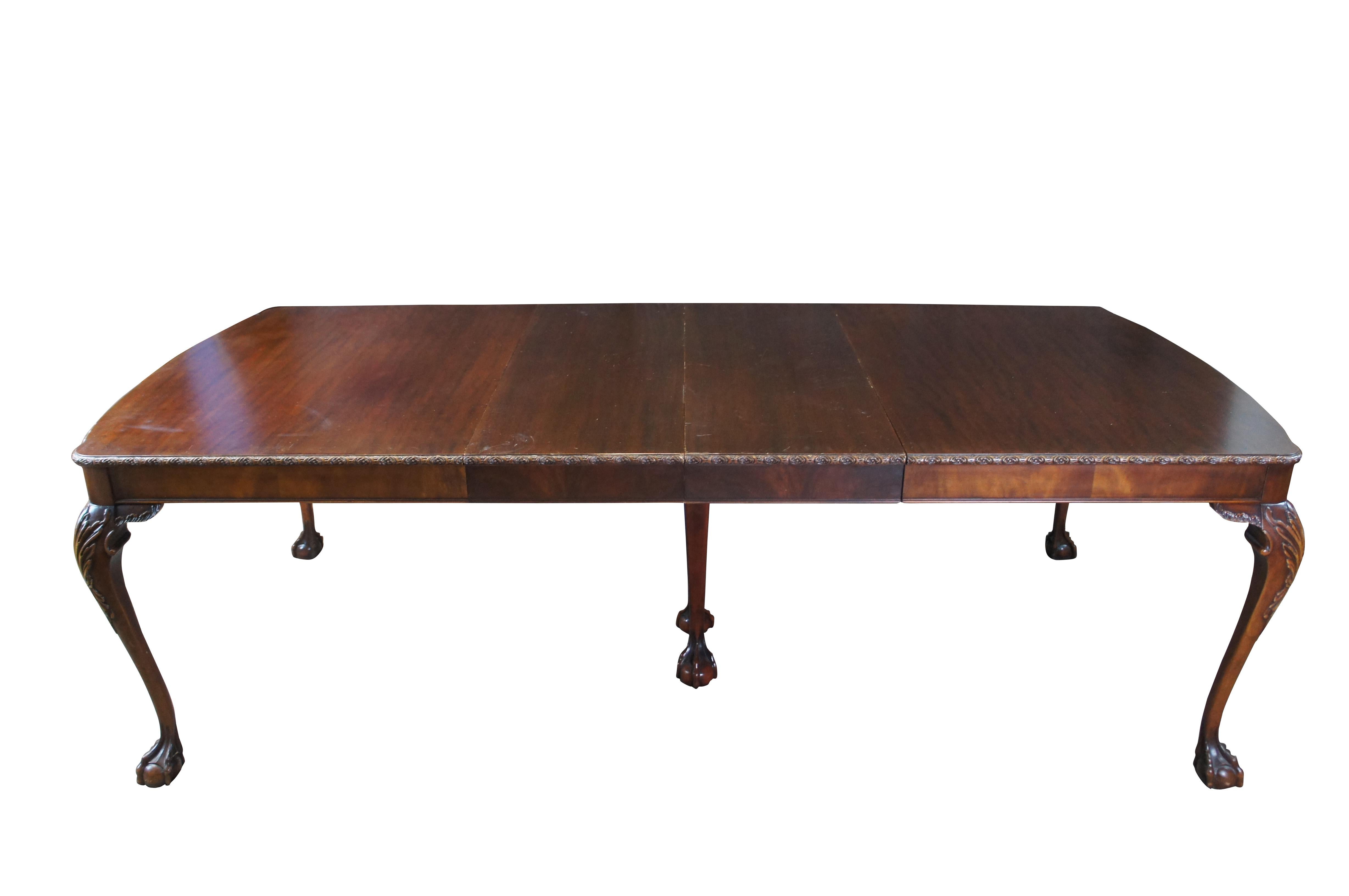 Antique Romweber English Chippendale Georgian Mahogany Extendable Dining Table État moyen - En vente à Dayton, OH