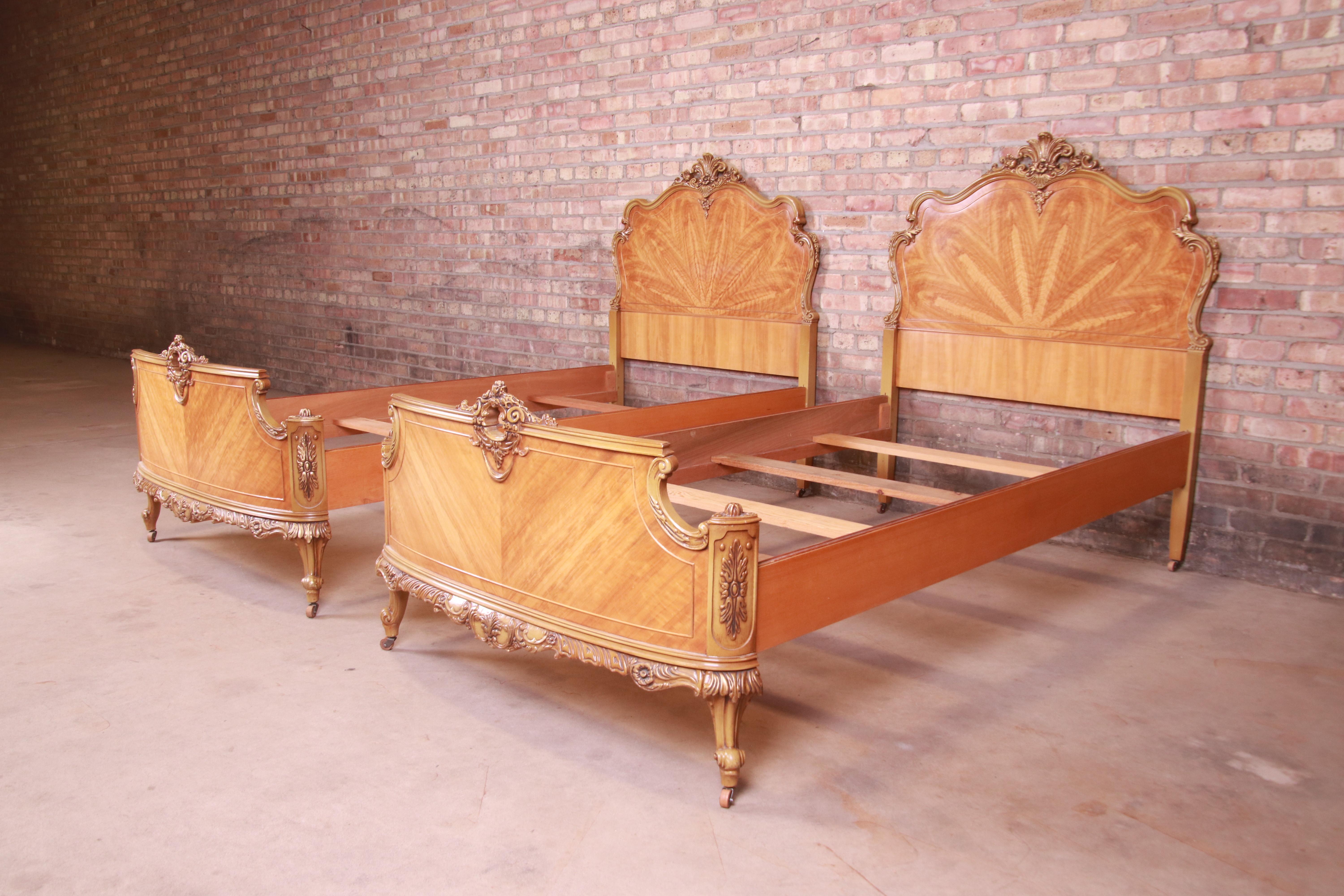 American Antique Romweber French Rococo Louis XV Inlaid Satinwood Twin Beds, Pair