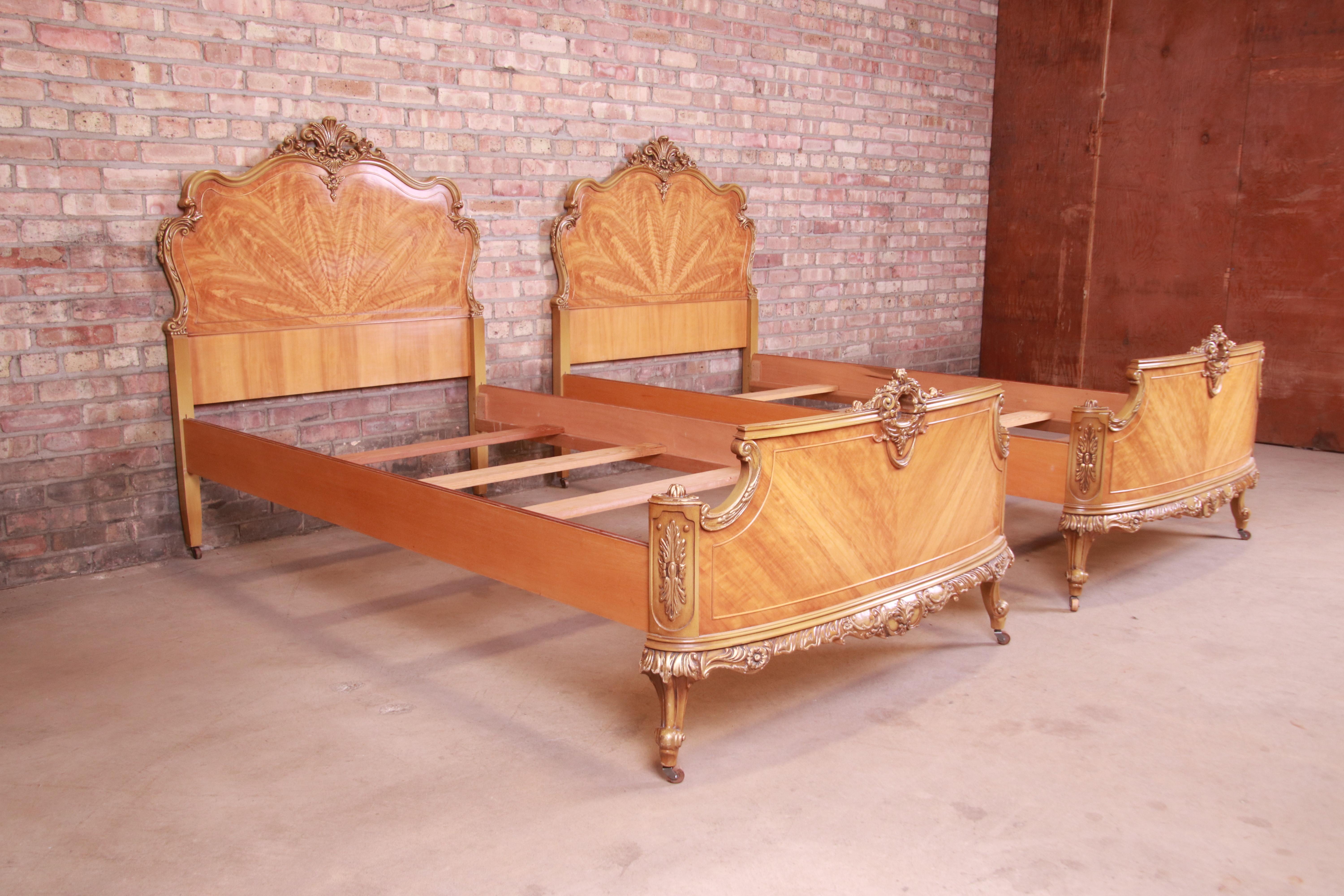 Mid-20th Century Antique Romweber French Rococo Louis XV Inlaid Satinwood Twin Beds, Pair