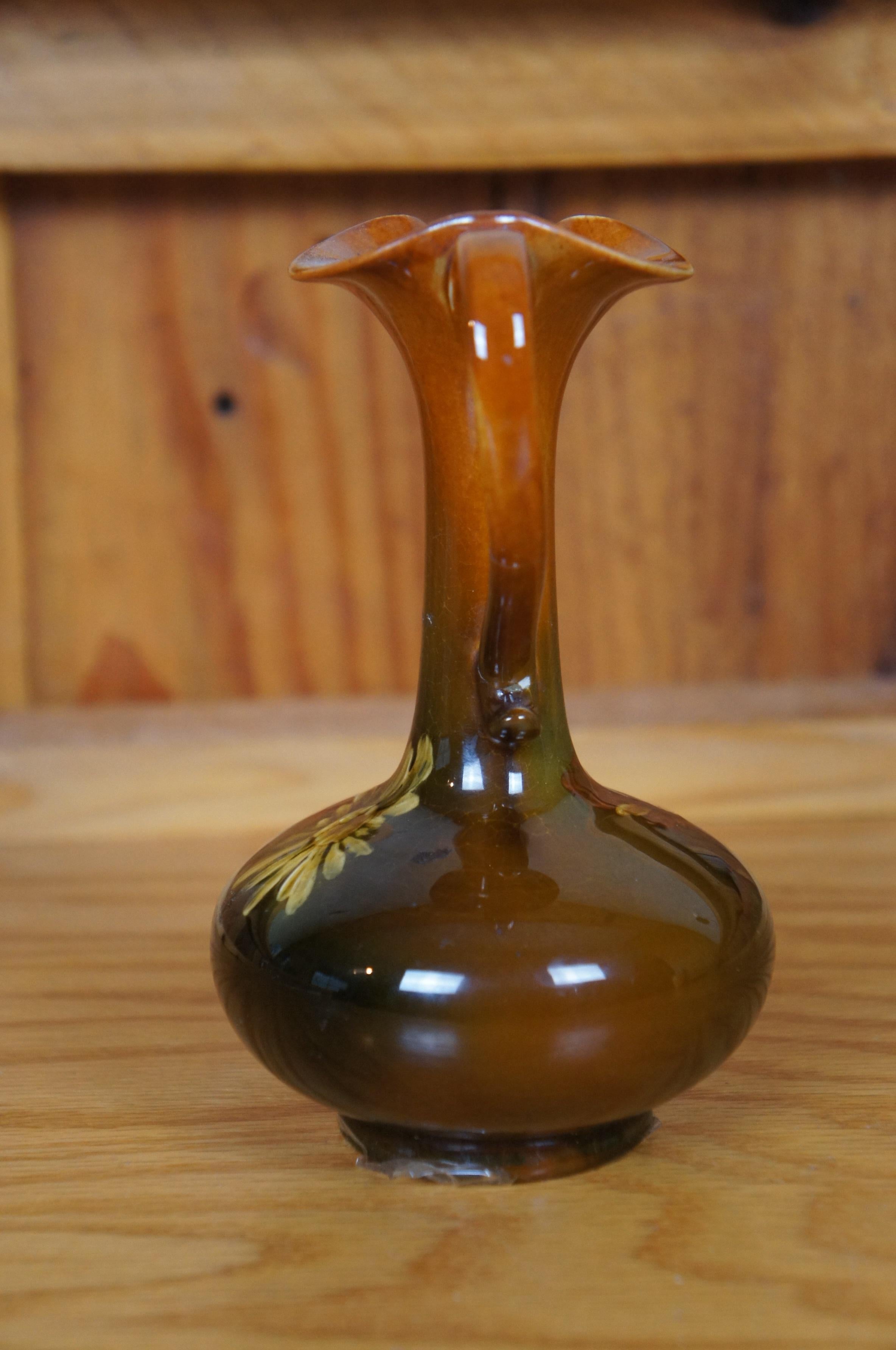 Antica brocca di faience Rookwood 1891 Olga Reed con smalto floreale Iris 6