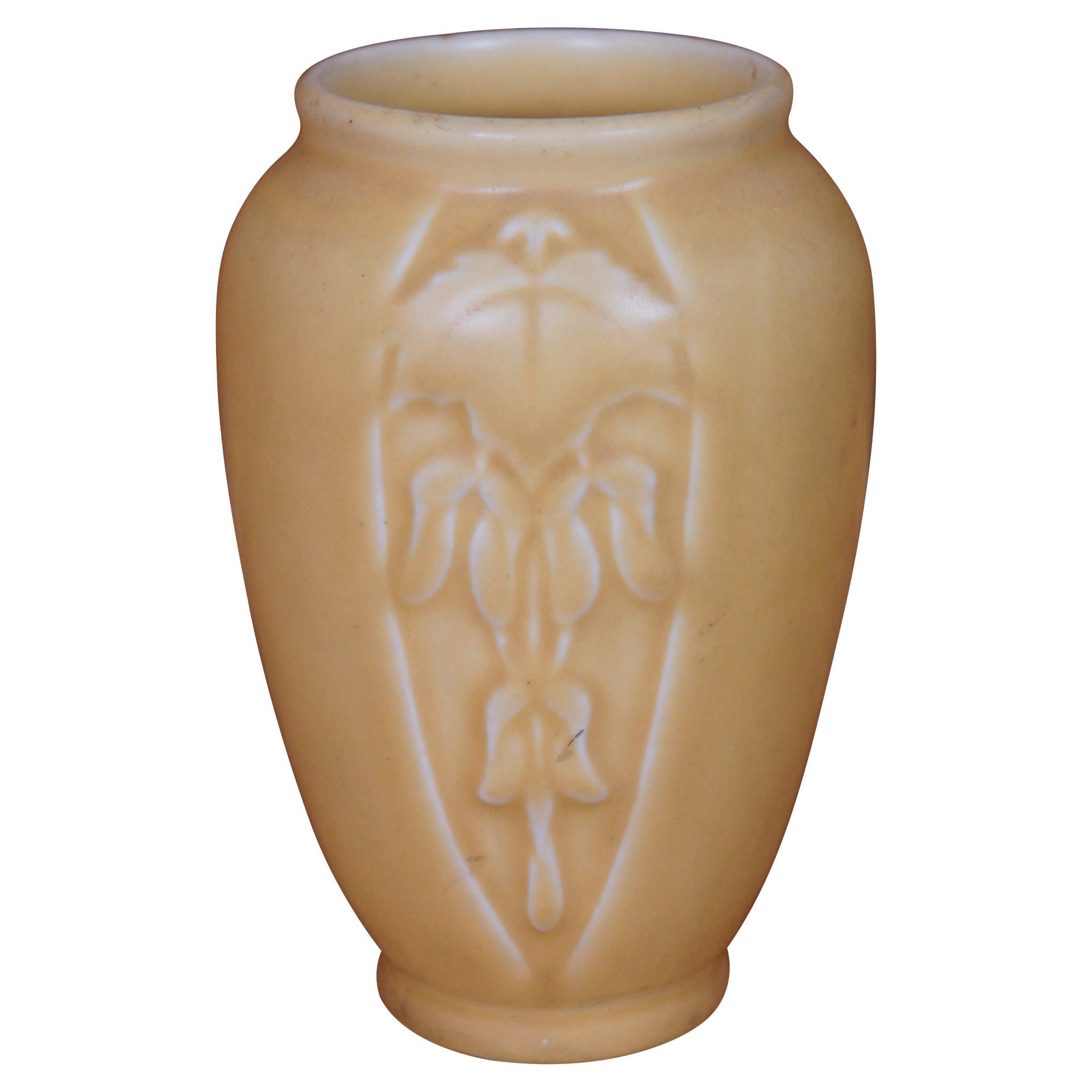 1931 Rookwood Art Deco XXXI Yellow Matte Bleeding Heart Vase 5.5"