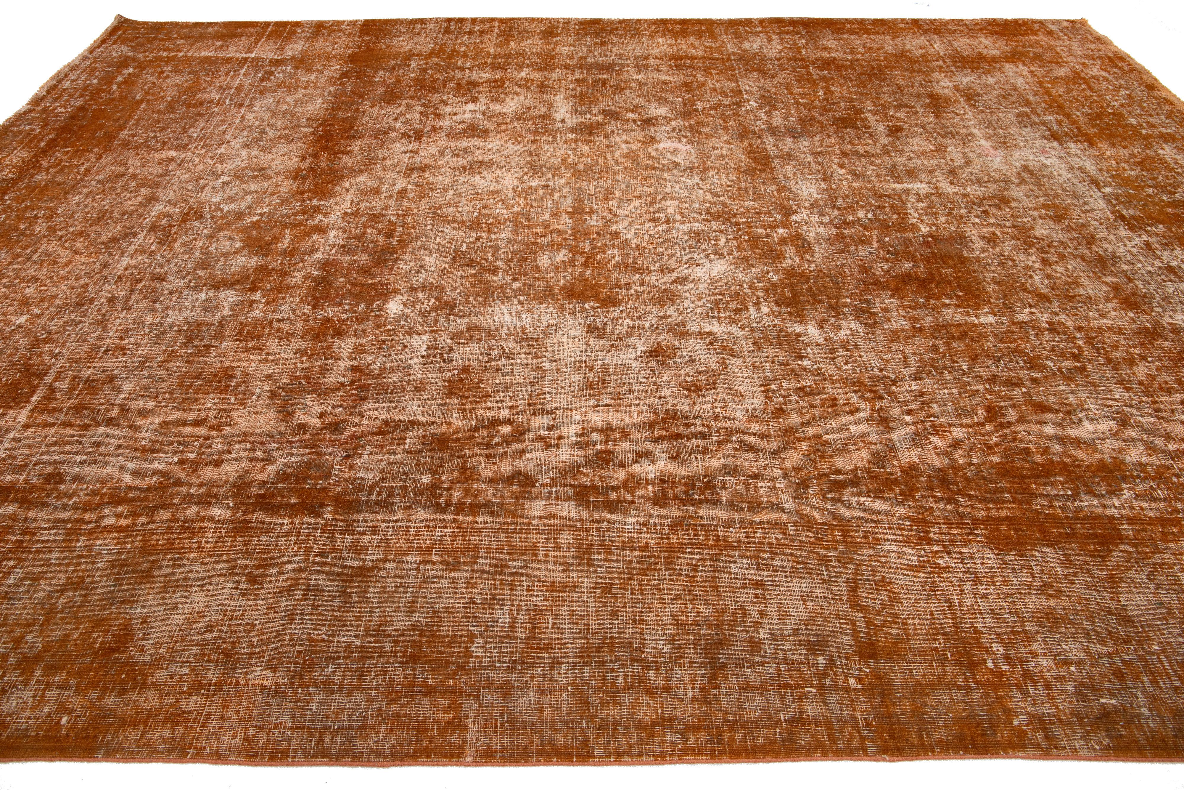  Antike Zimmergröße Orange Wollteppich Persisch gefärbt mit Allover-Muster im Angebot 4