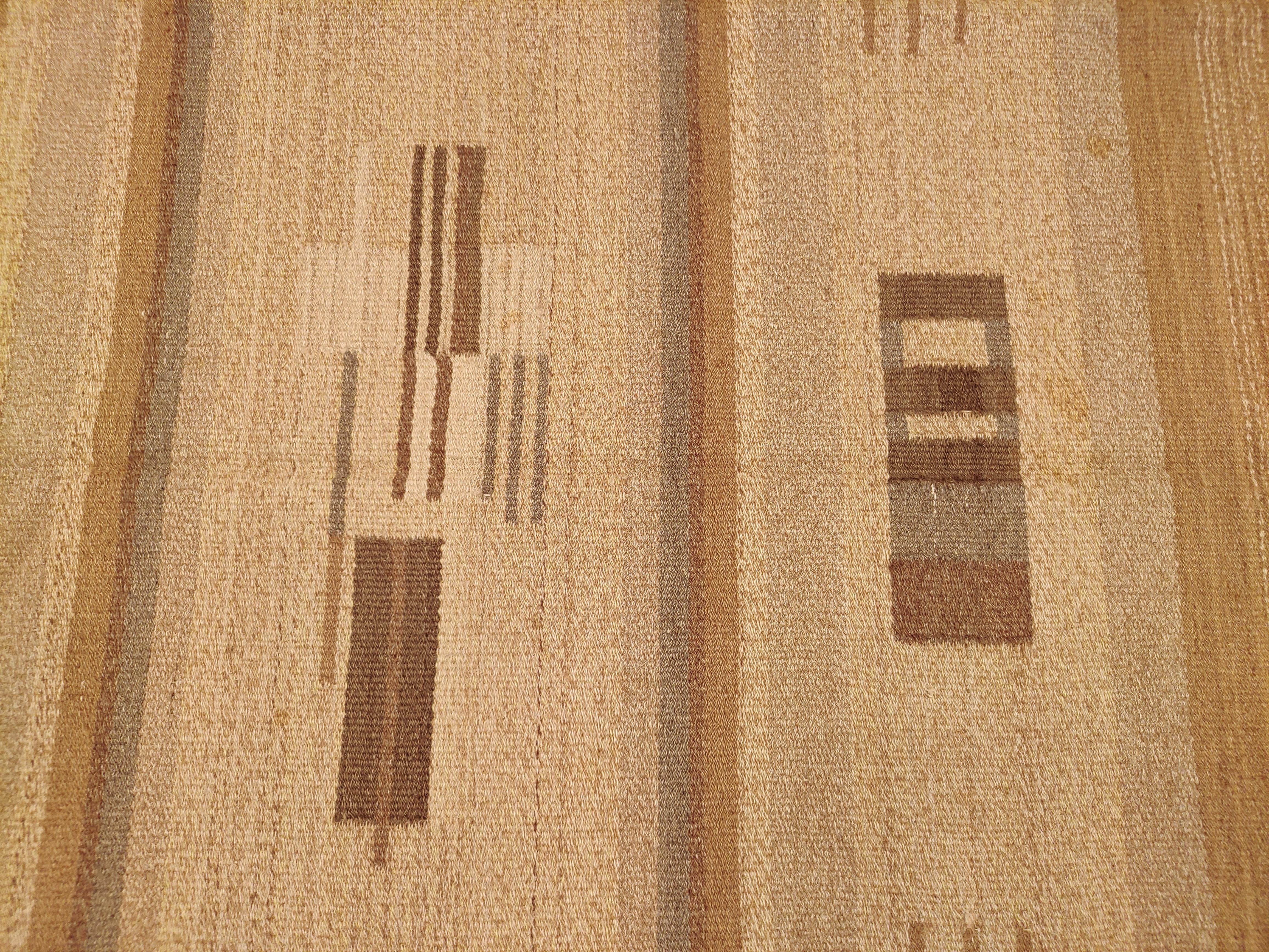 Antiker skandinavischer Art-déco-/Bauhaus-Teppich in Zimmergröße von Laila Karttunen im Angebot 1